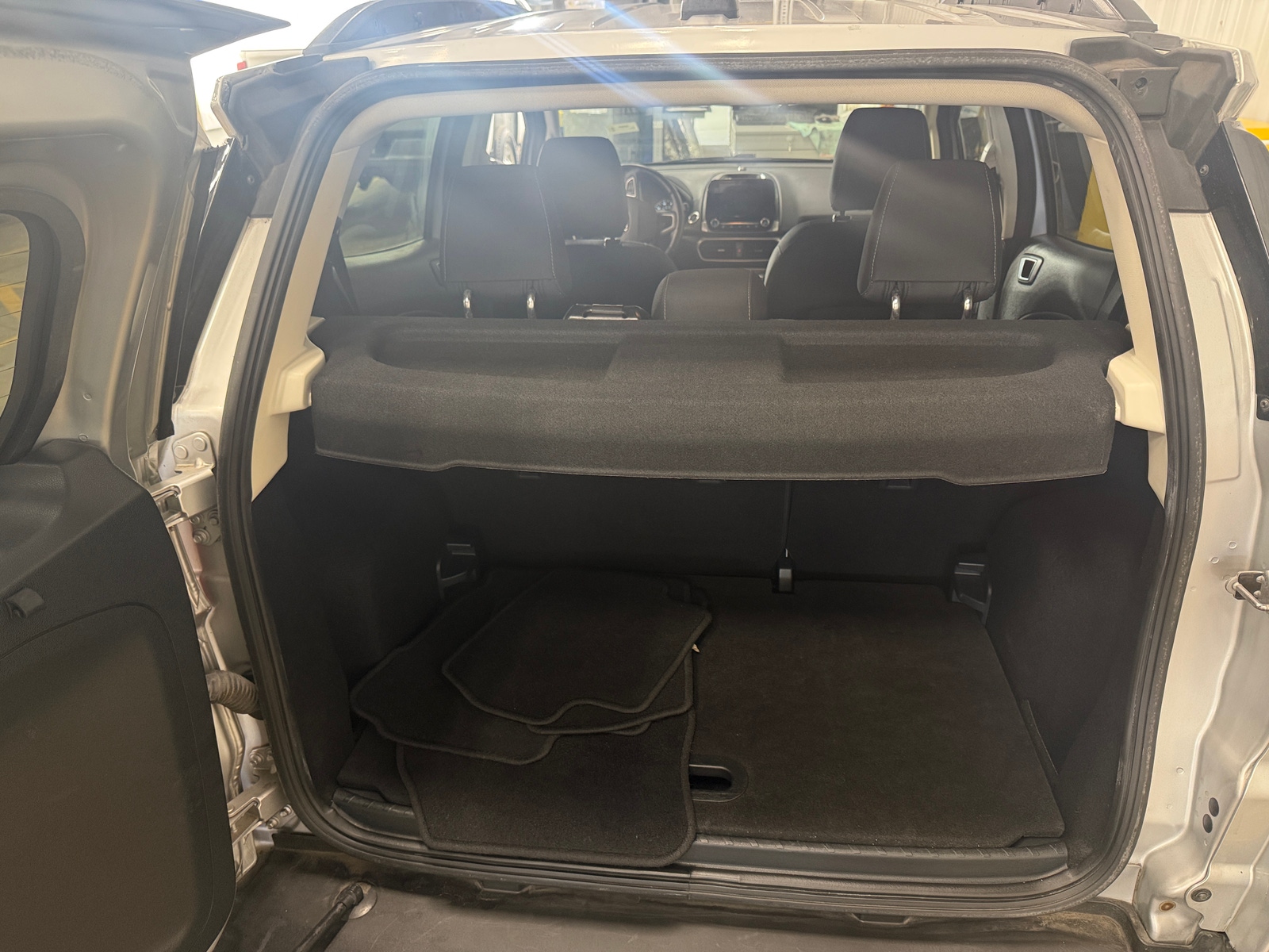 Thumbnail: 2019 Ford EcoSport - 7