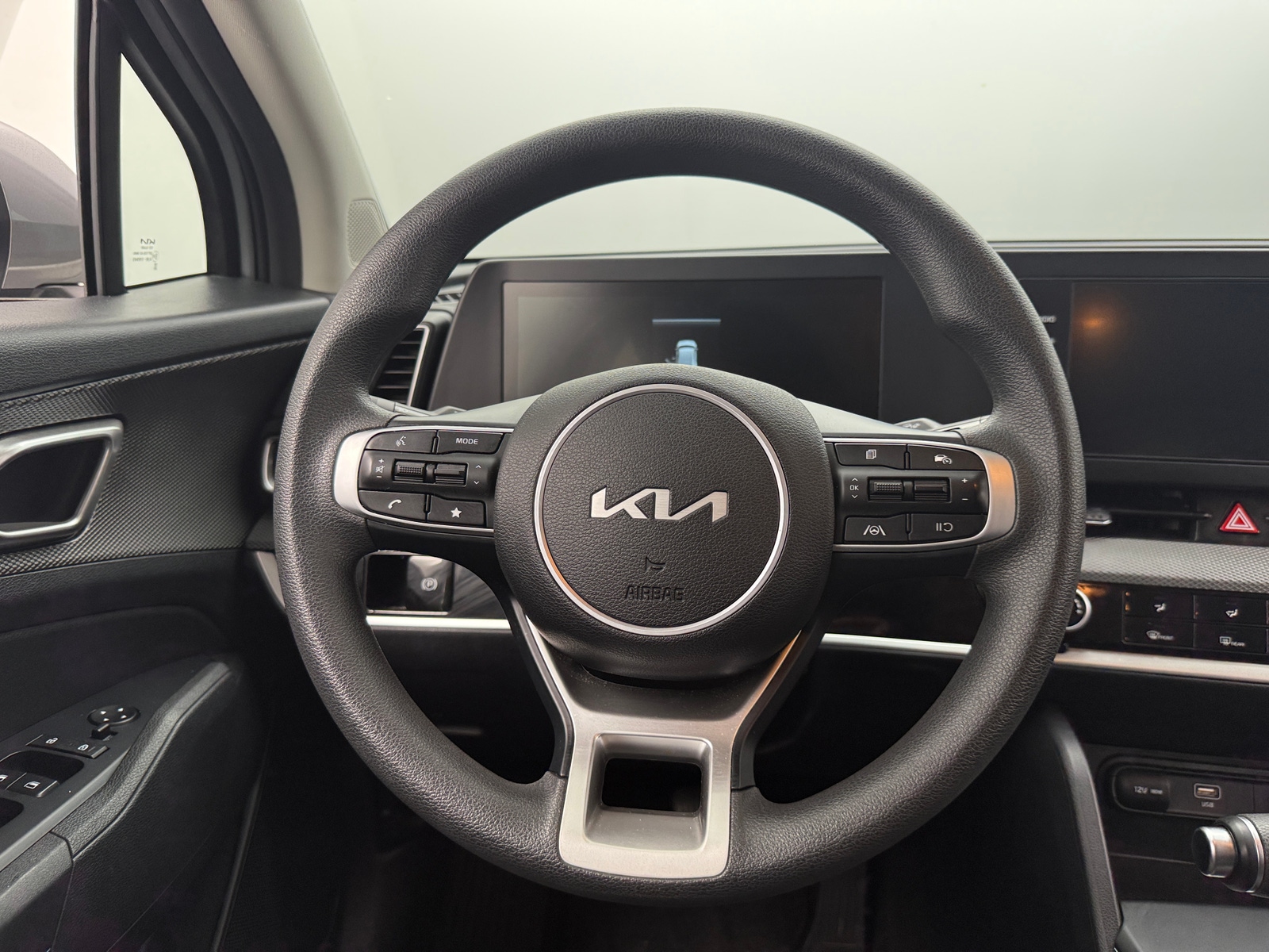 Thumbnail: 2025 Kia Sportage - 5