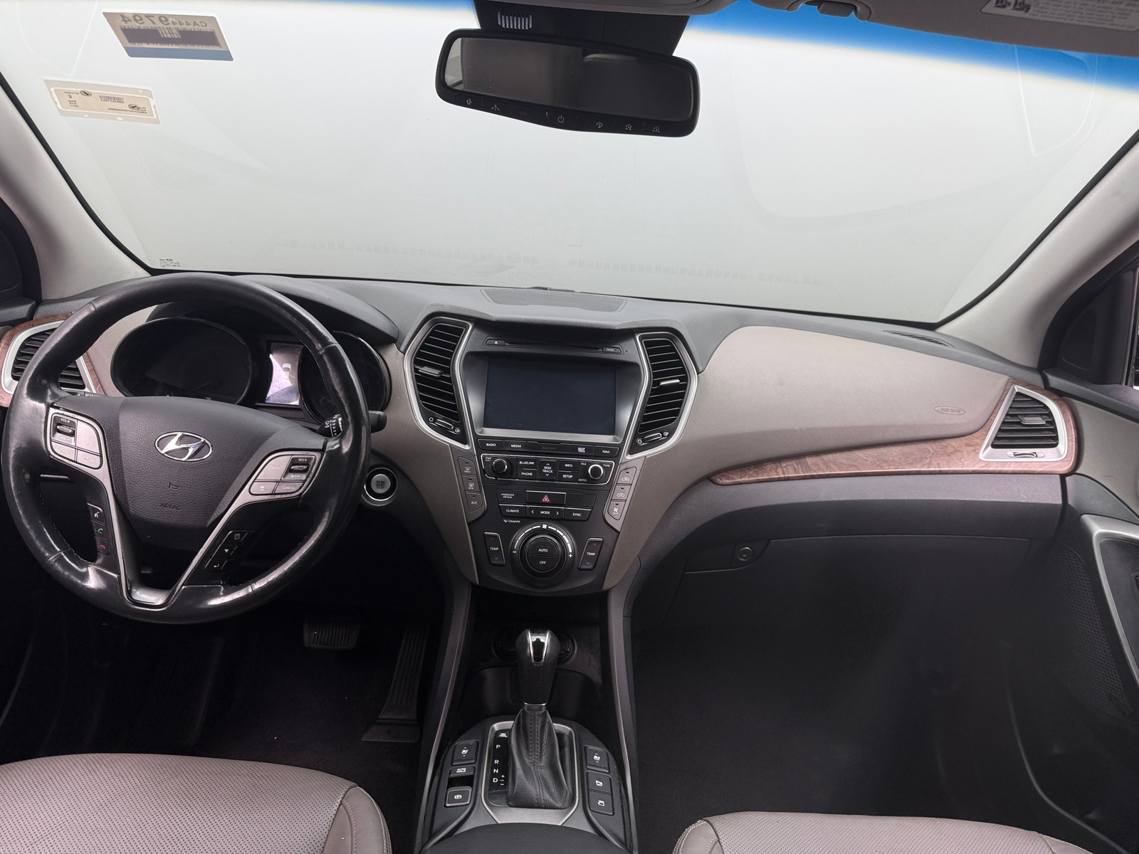 Thumbnail: 2017 Hyundai Santa Fe - 2