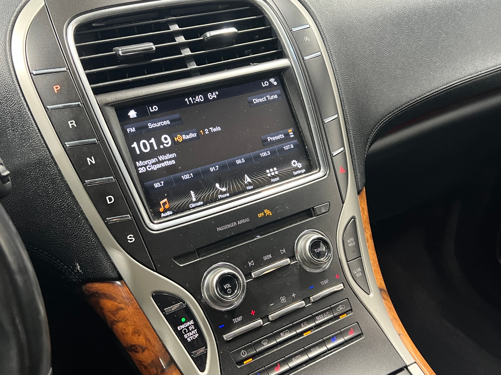 Thumbnail: 2019 Lincoln Nautilus - 3