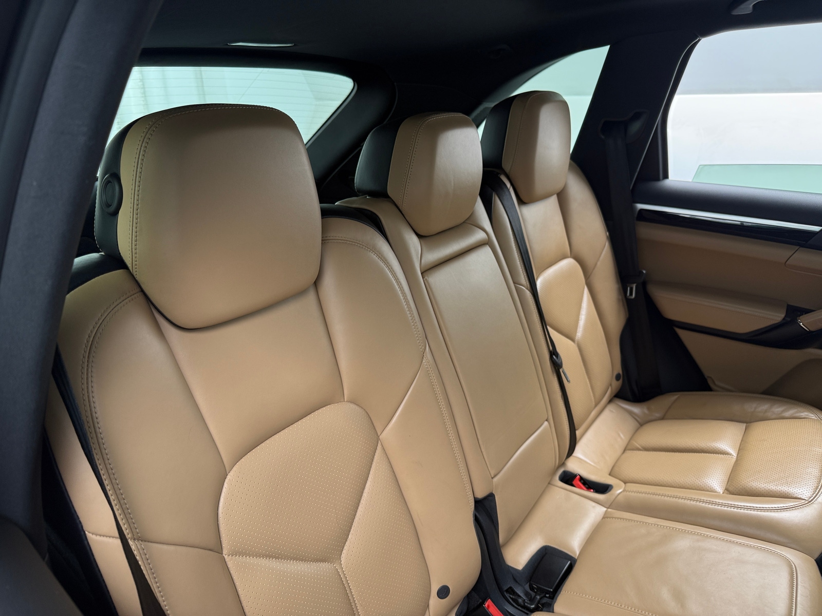 Thumbnail: 2016 Porsche Cayenne - 5