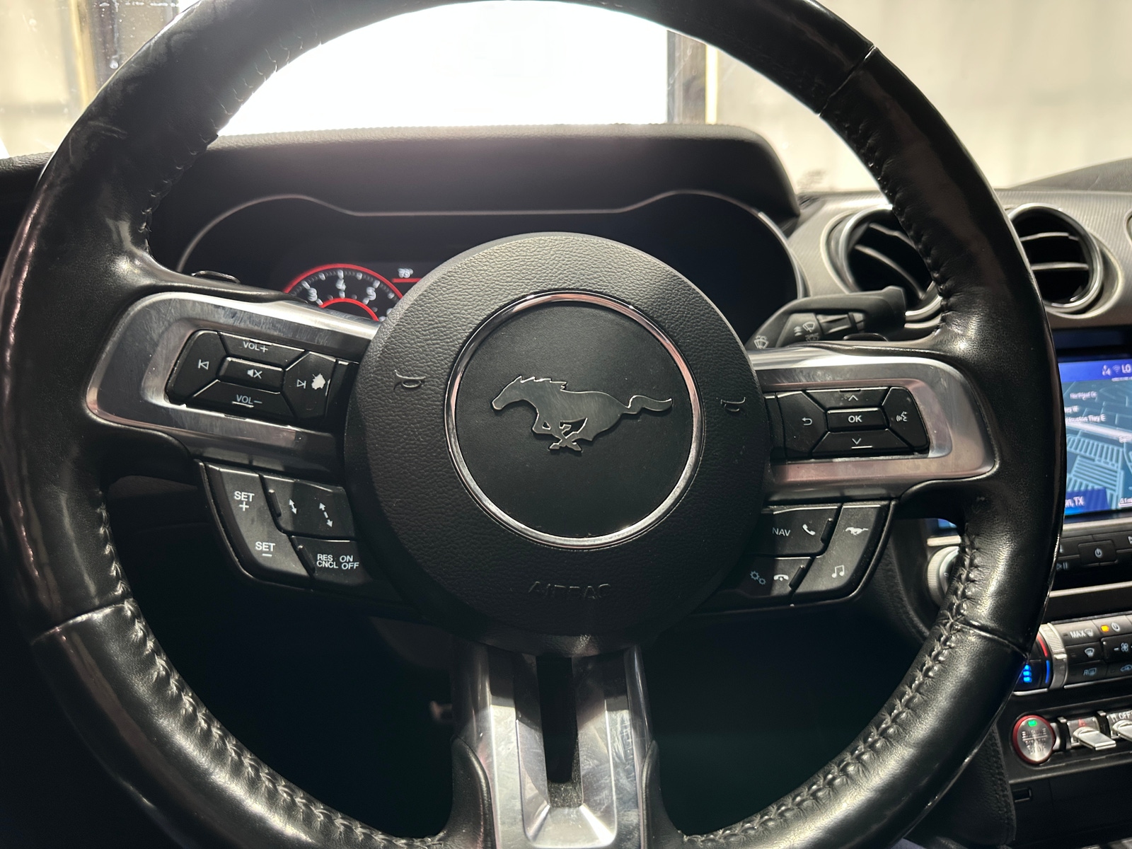 Thumbnail: 2022 Ford Mustang - 4