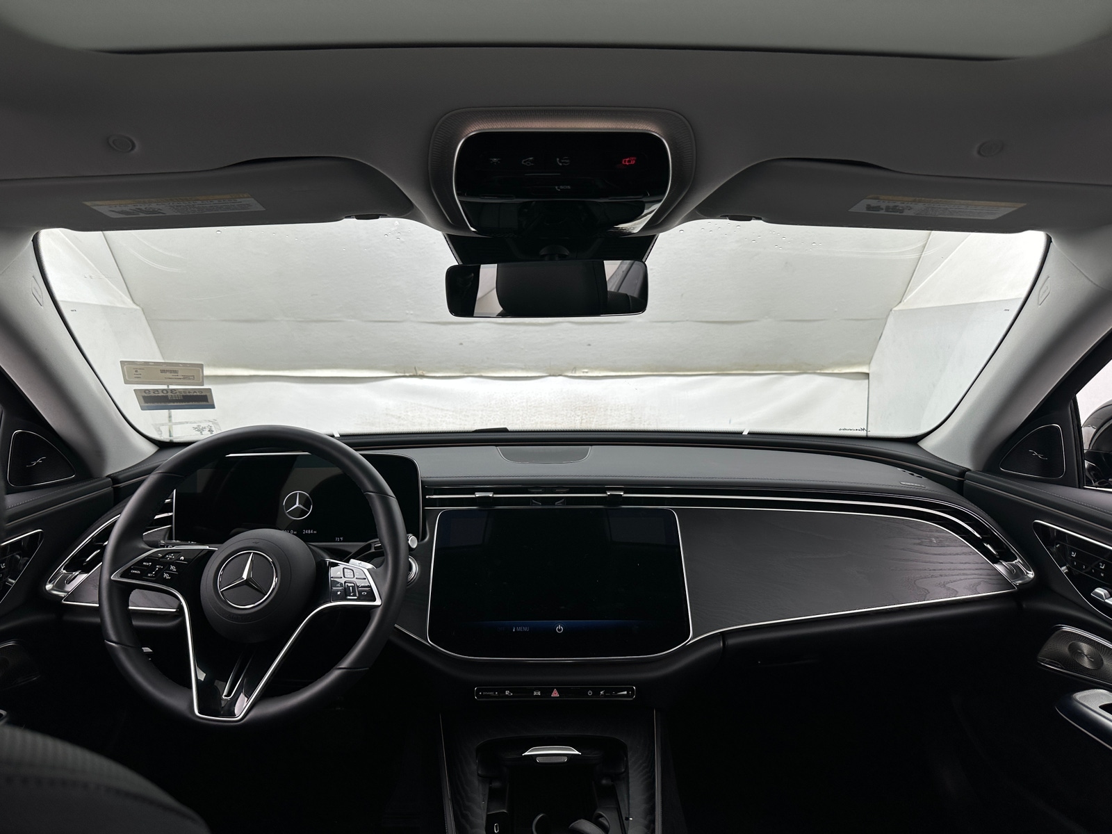 Thumbnail: 2025 Mercedes-Benz E-Class - 2