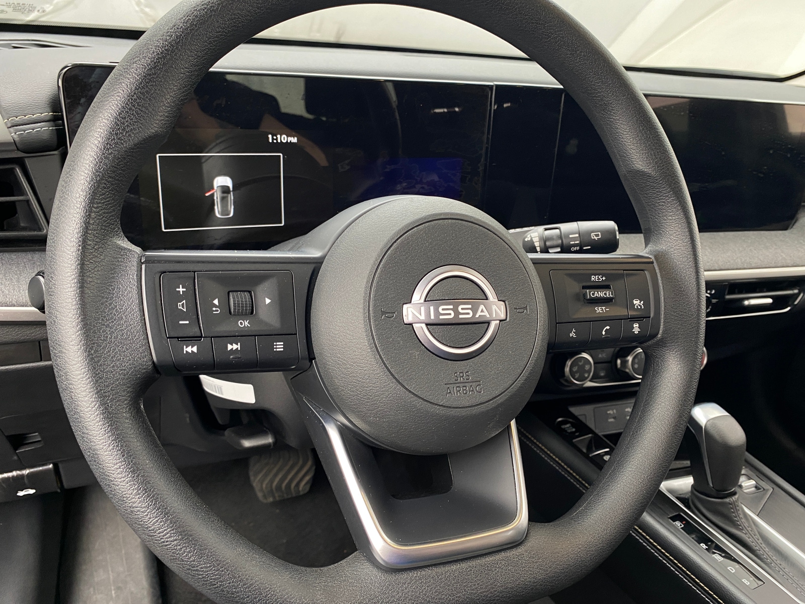 Thumbnail: 2025 Nissan Kicks - 5