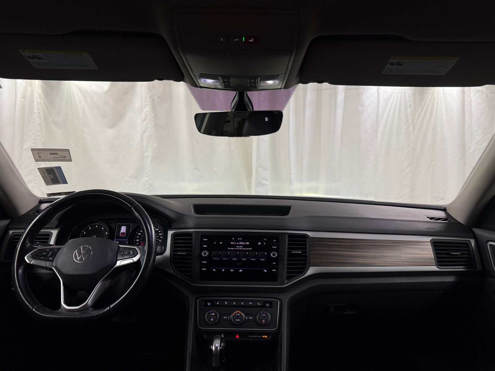 Thumbnail: 2021 Volkswagen Atlas - 2