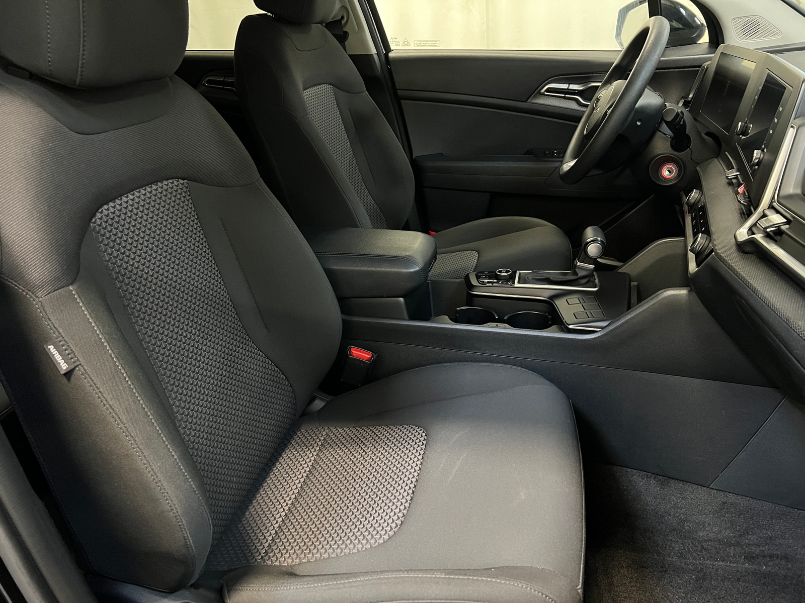 Thumbnail: 2025 Kia Sportage - 2