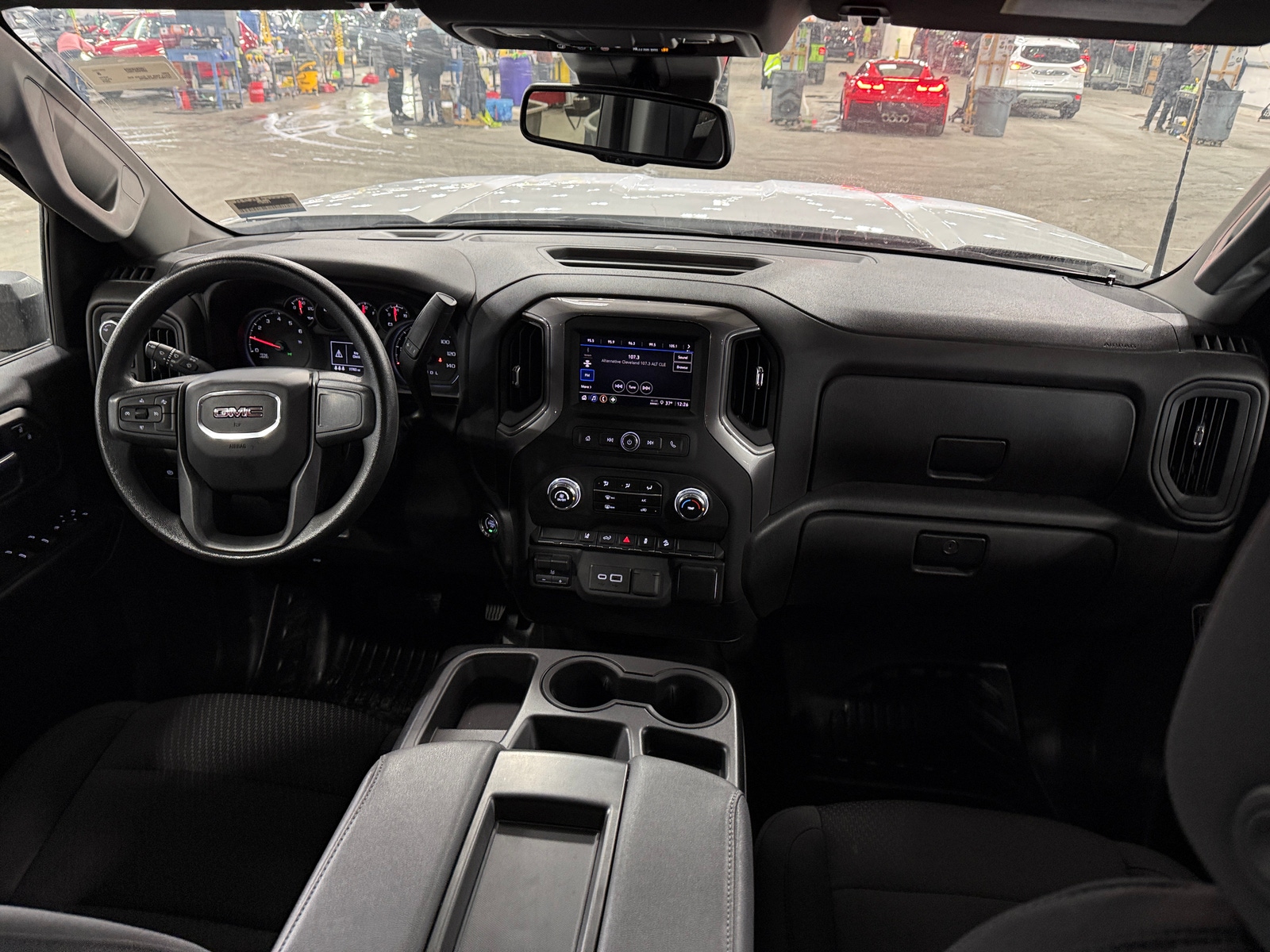 Thumbnail: 2024 GMC Sierra 2500 - 3