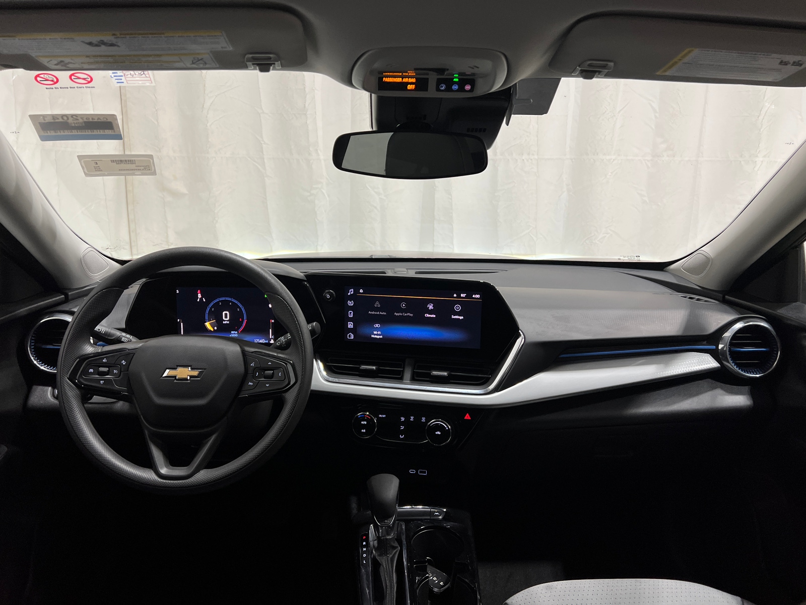 Thumbnail: 2025 Chevrolet Trax - 3