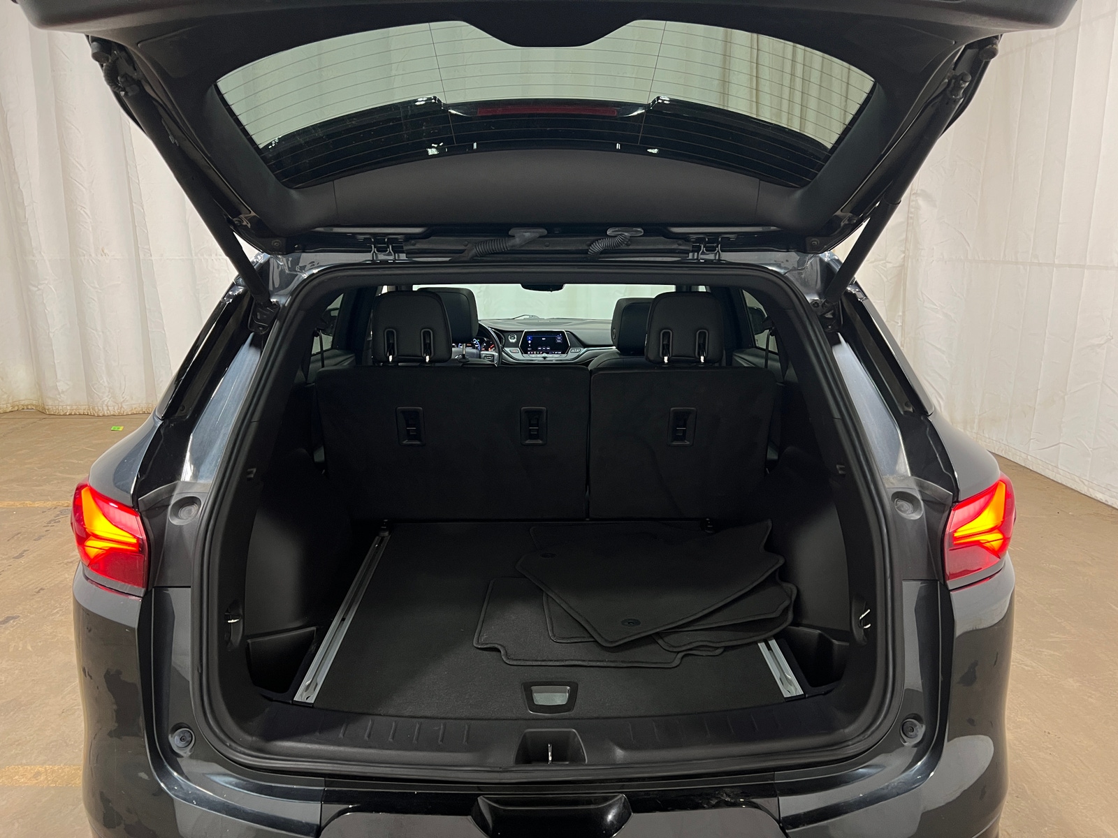 Thumbnail: 2019 Chevrolet Blazer - 6