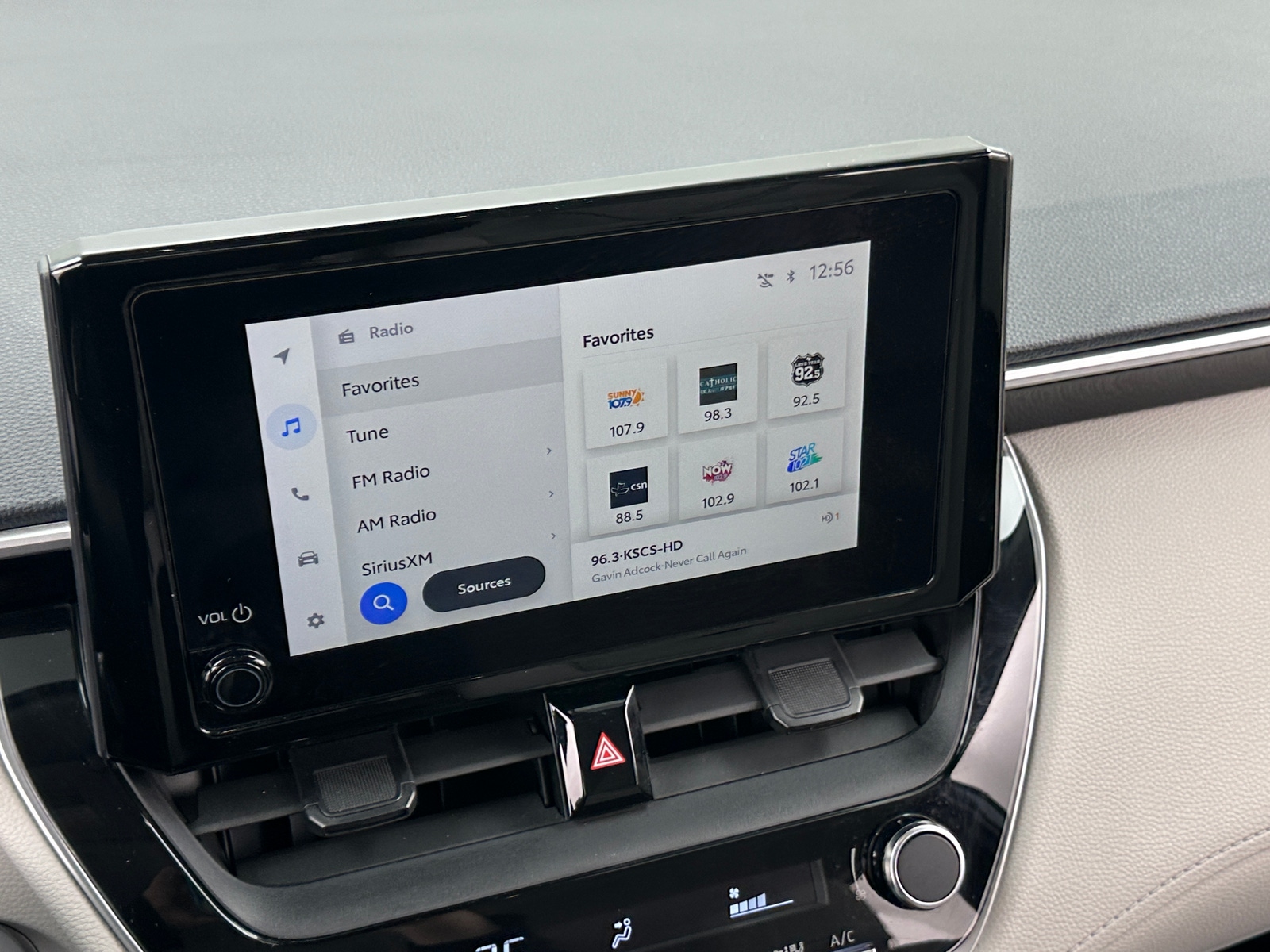 Thumbnail: 2023 Toyota Corolla Cross - 4