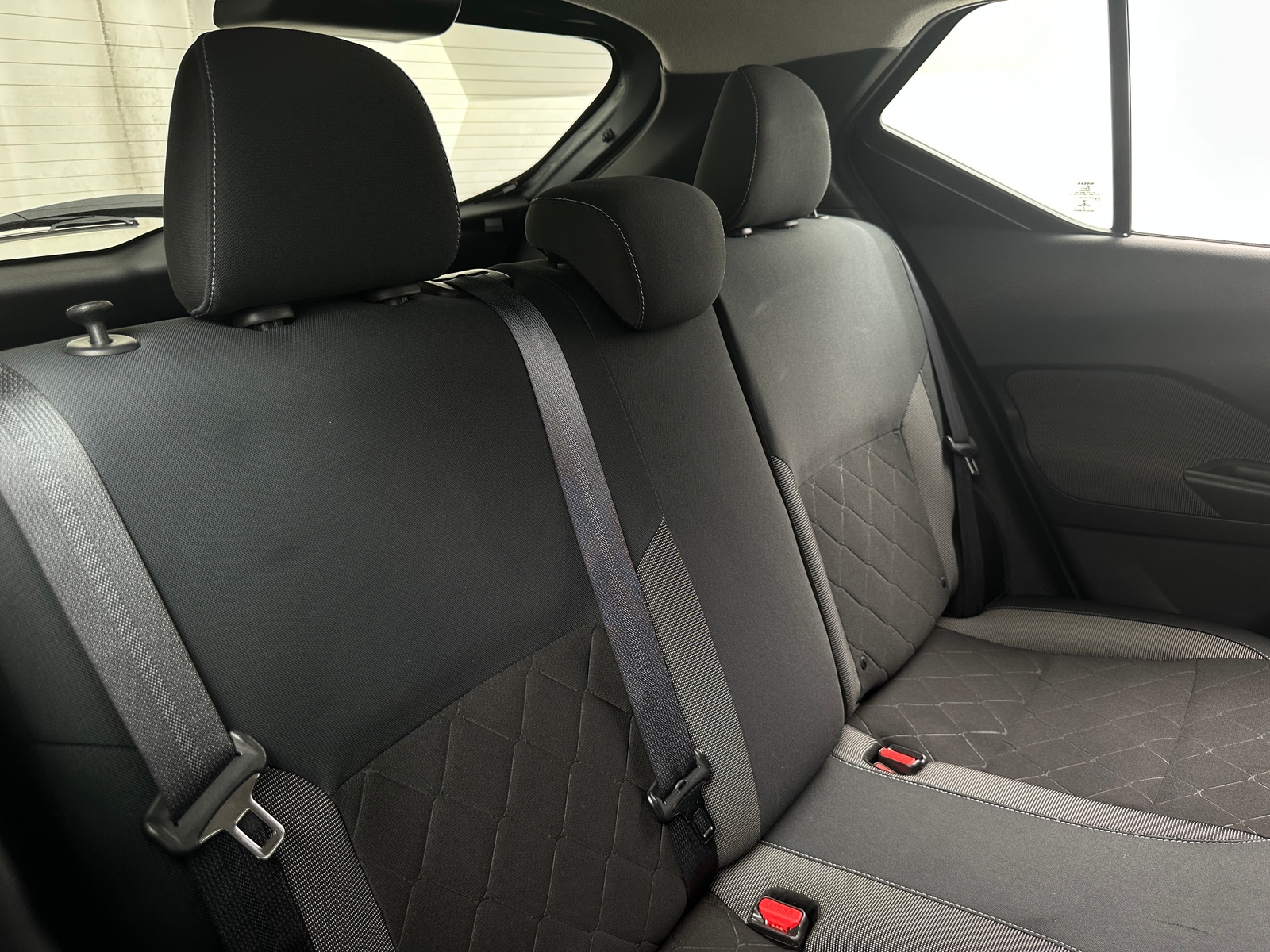 Thumbnail: 2019 Nissan Kicks - 6