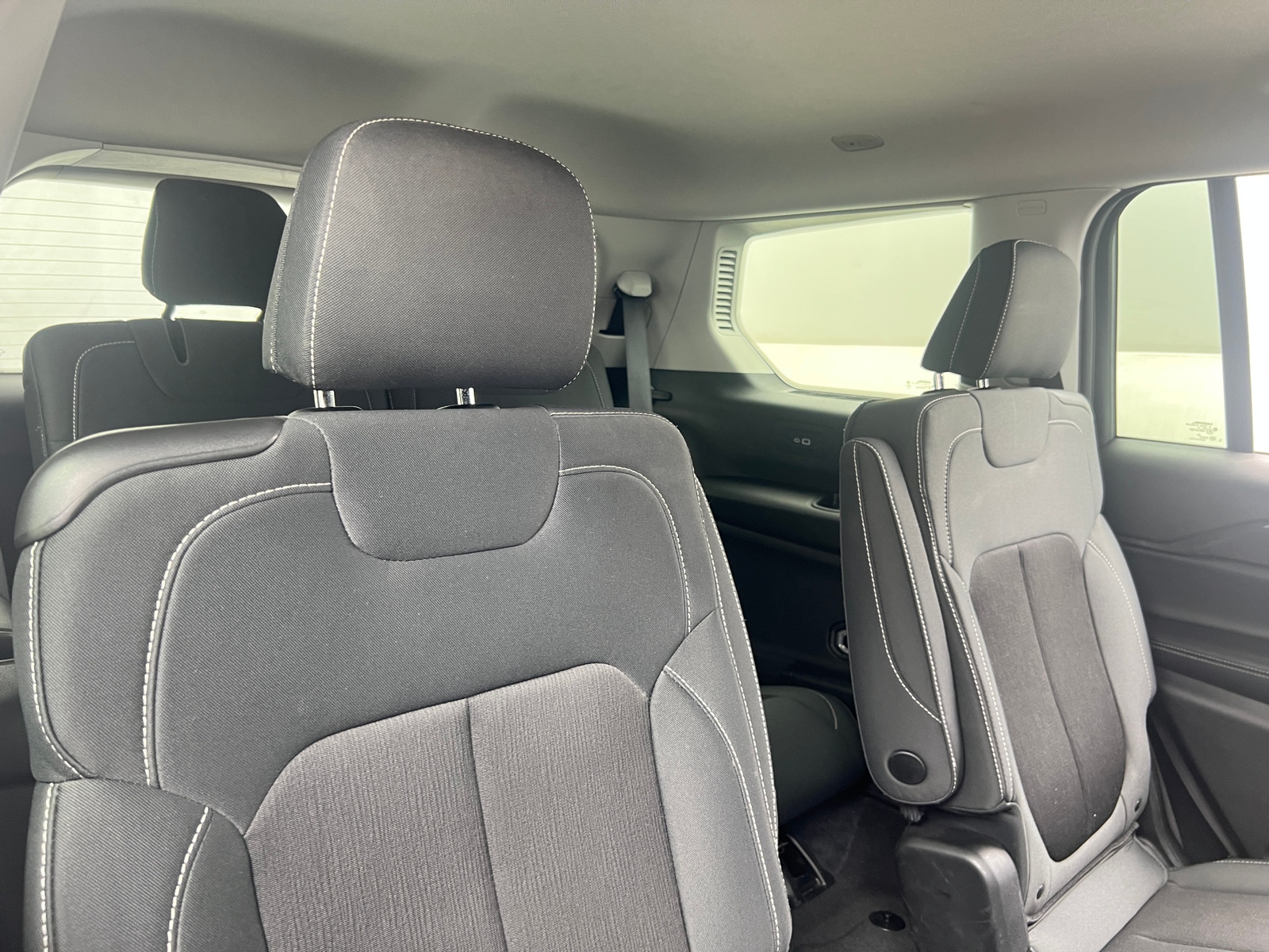 Thumbnail: 2023 Jeep Grand Cherokee L - 6