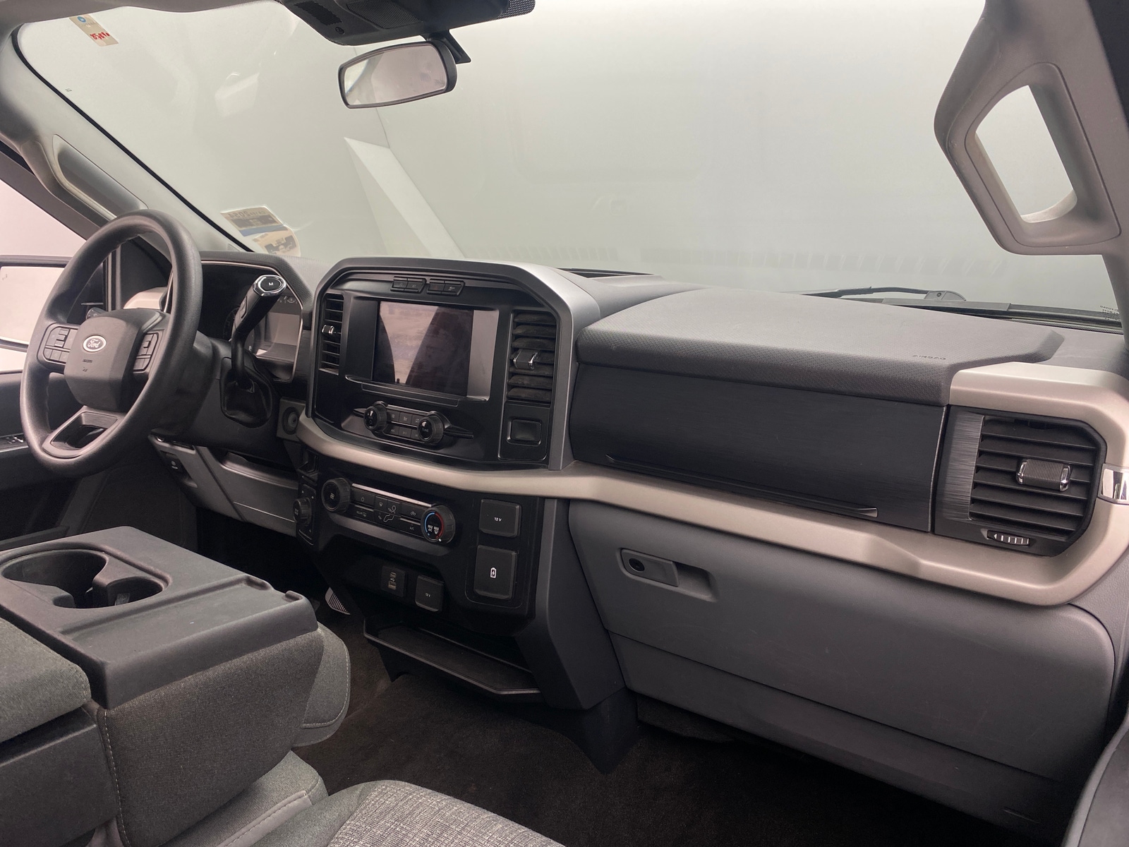 Thumbnail: 2021 Ford Econoline - 3