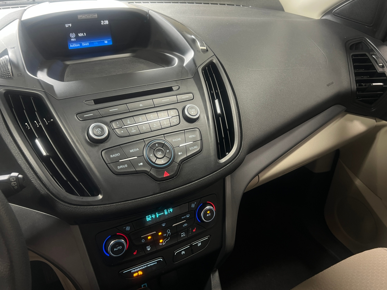 Thumbnail: 2018 Ford Escape - 4