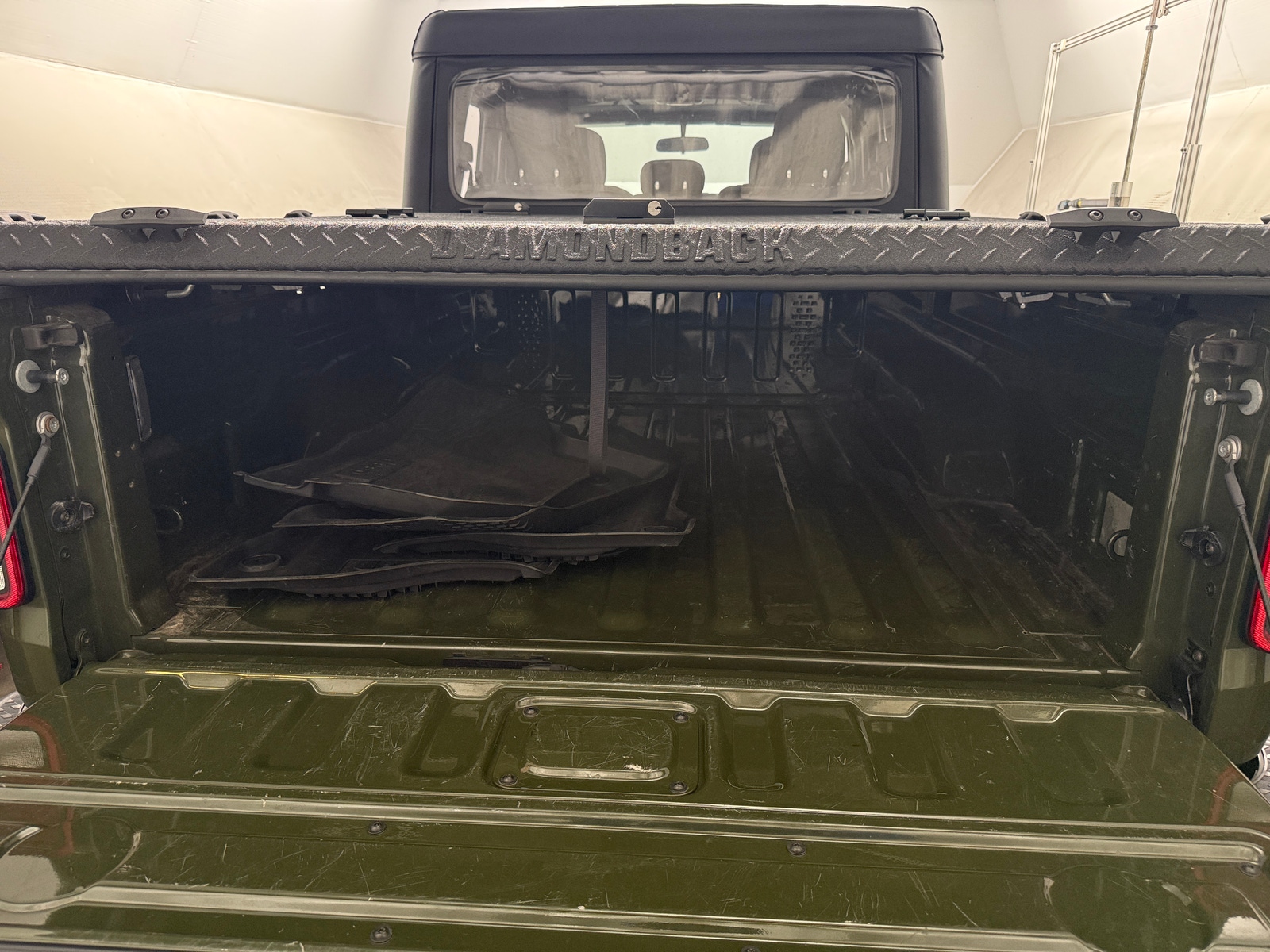 Thumbnail: 2021 Jeep Gladiator - 7