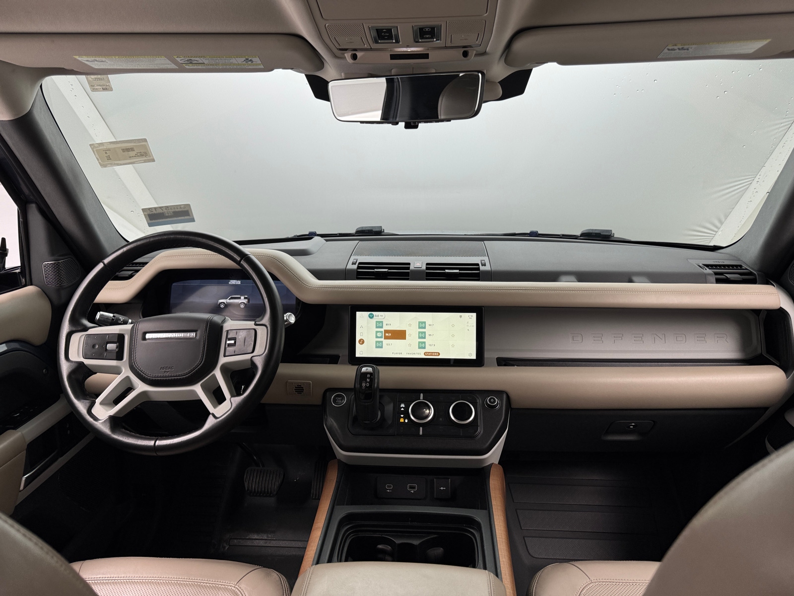 Thumbnail: 2020 Land Rover Defender - 2