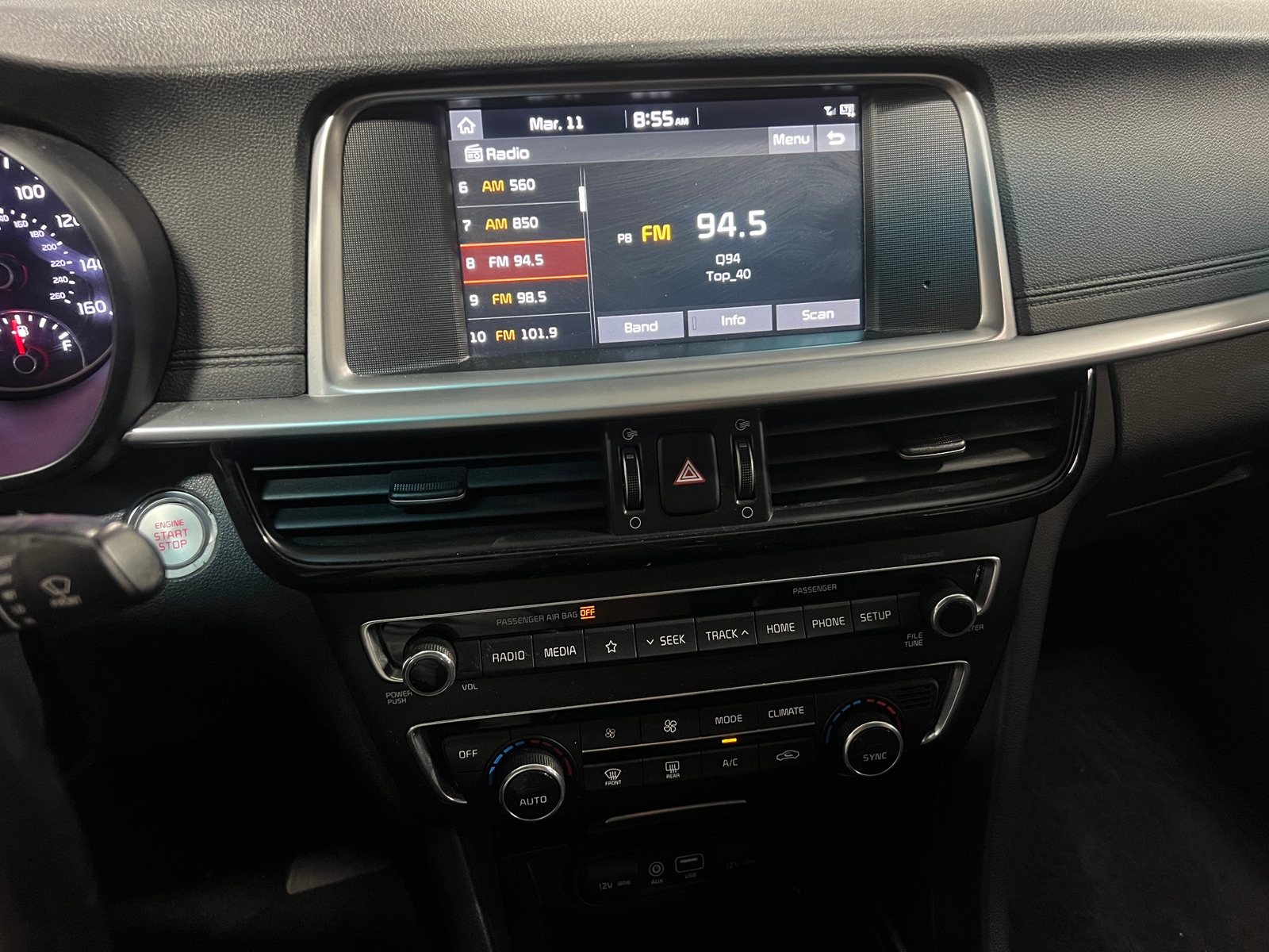 Thumbnail: 2019 Kia Optima - 3