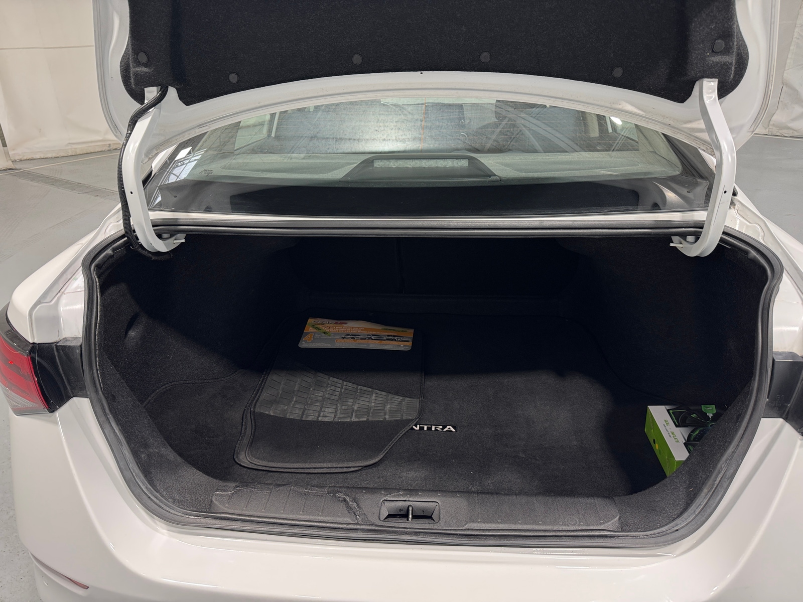 Thumbnail: 2022 Nissan Sentra - 7