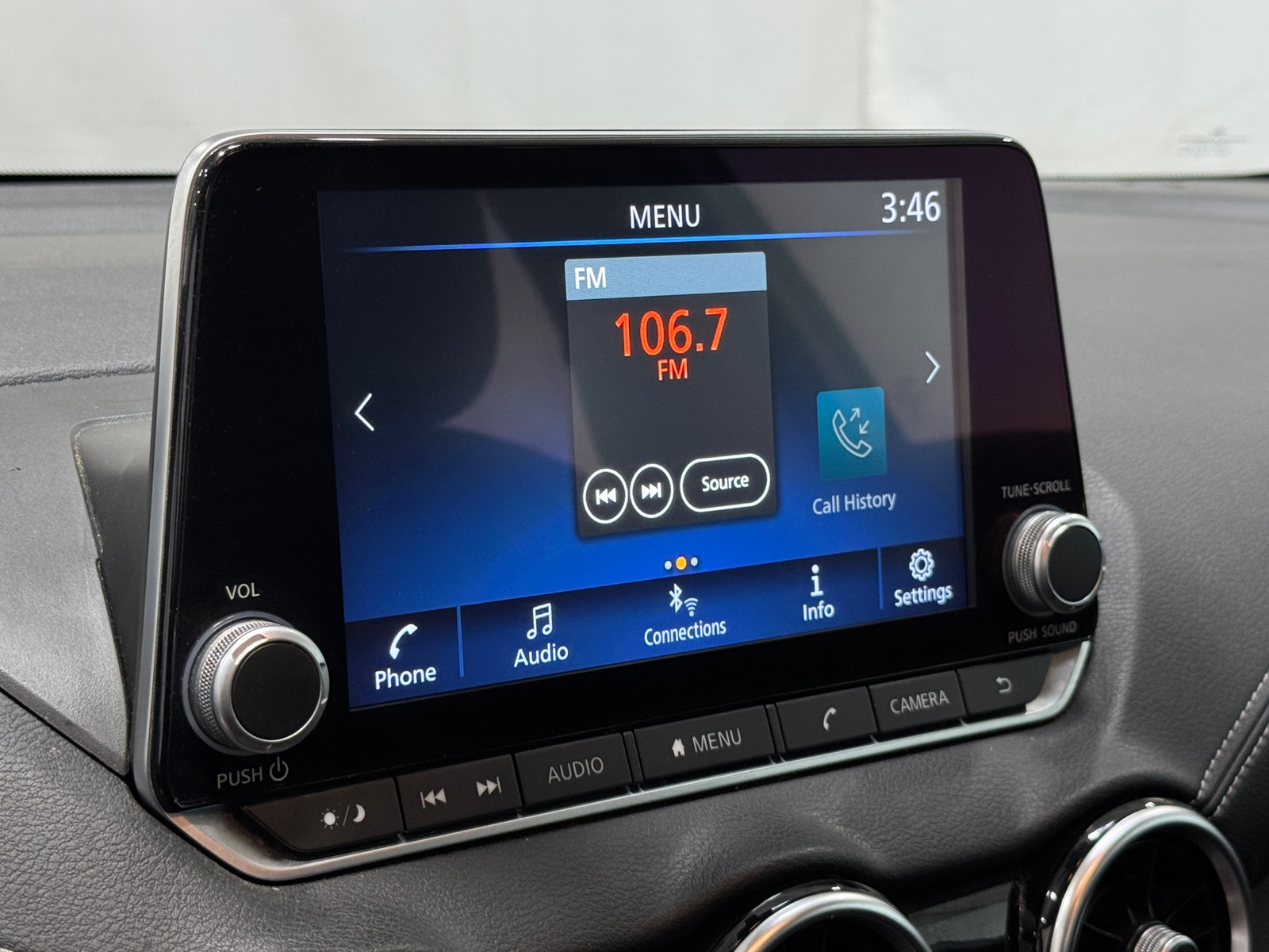 Thumbnail: 2022 Nissan Sentra - 4