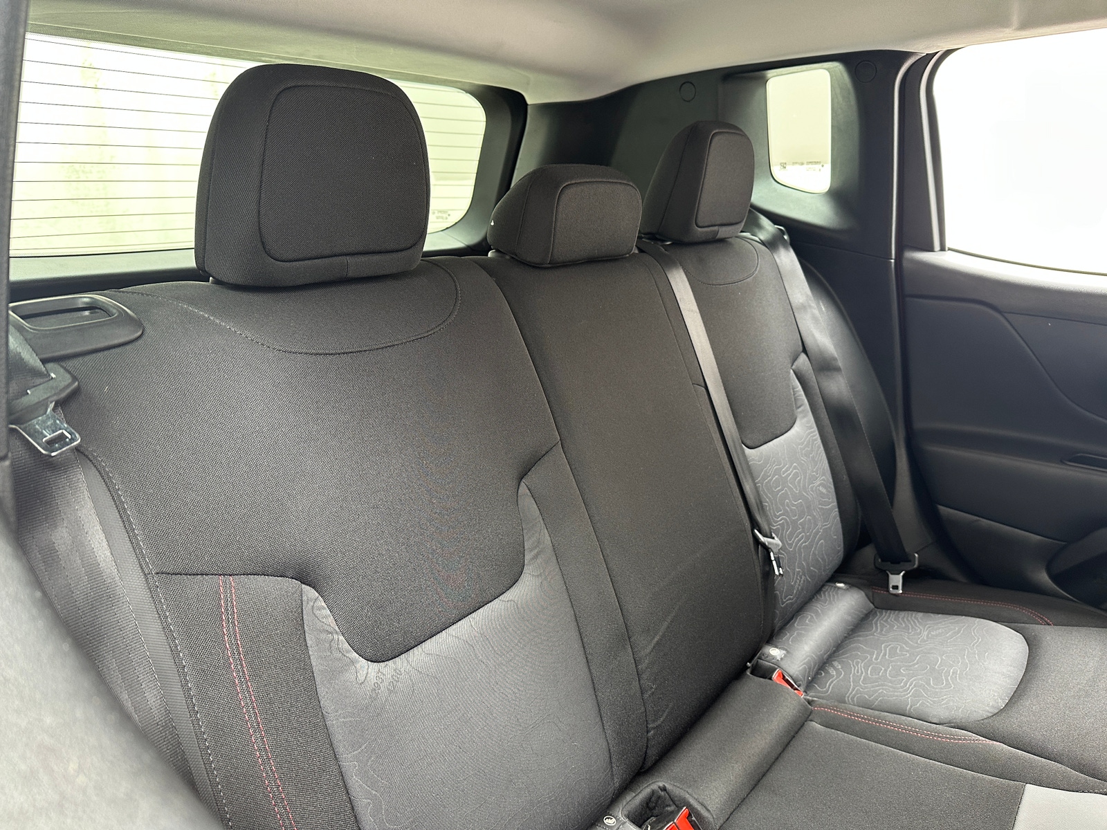 Thumbnail: 2017 Jeep Renegade - 6