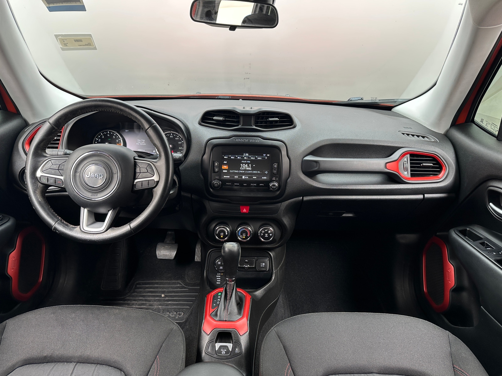 Thumbnail: 2017 Jeep Renegade - 3