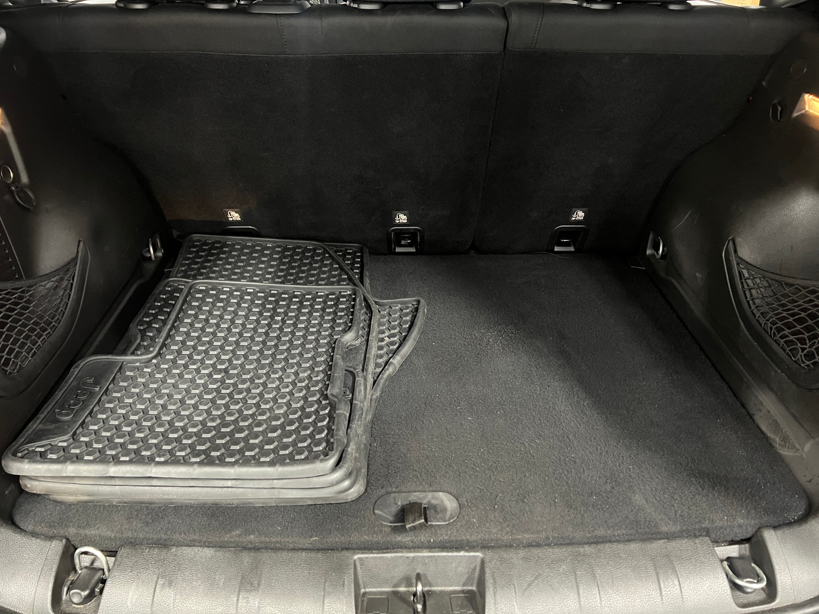 Thumbnail: 2017 Jeep Renegade - 7