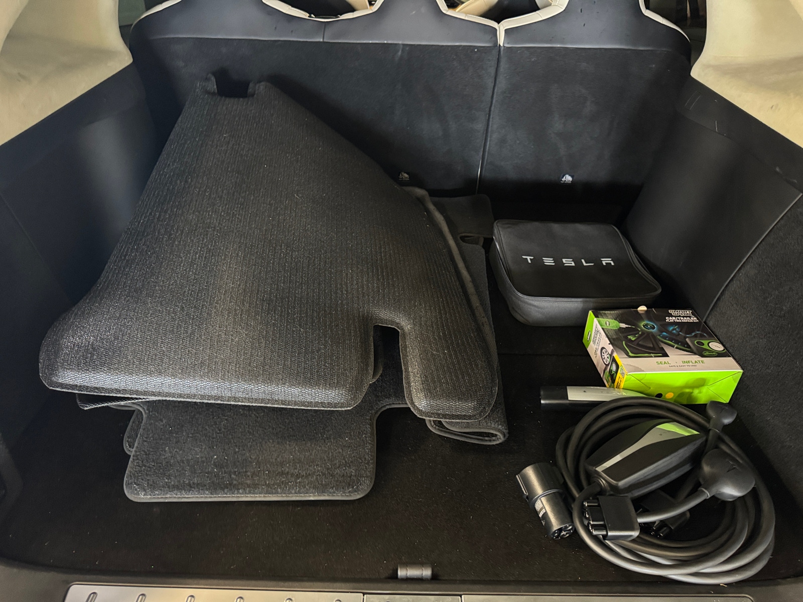 Thumbnail: 2018 Tesla Model X - 6