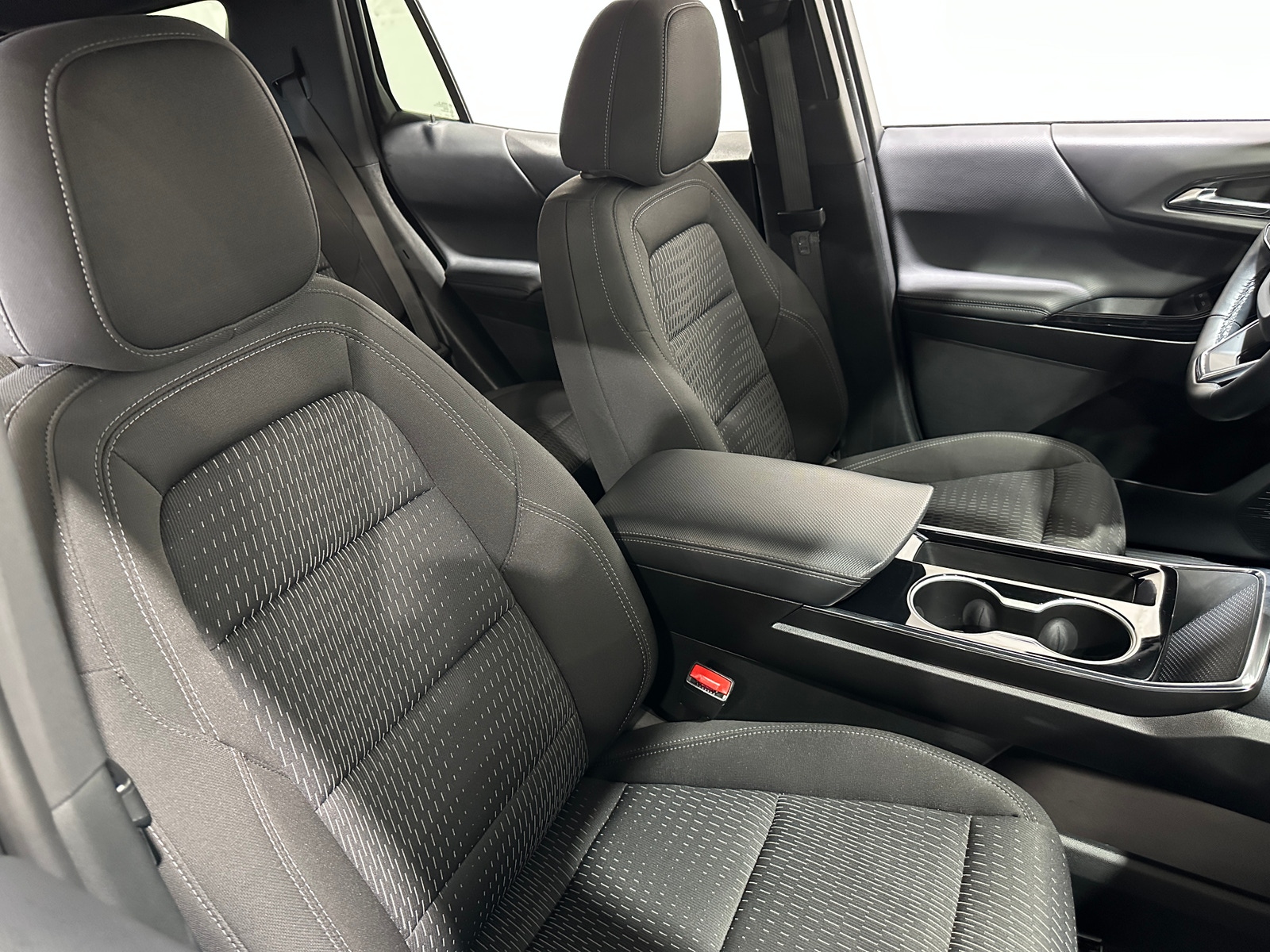 Thumbnail: 2025 Chevrolet Equinox - 2