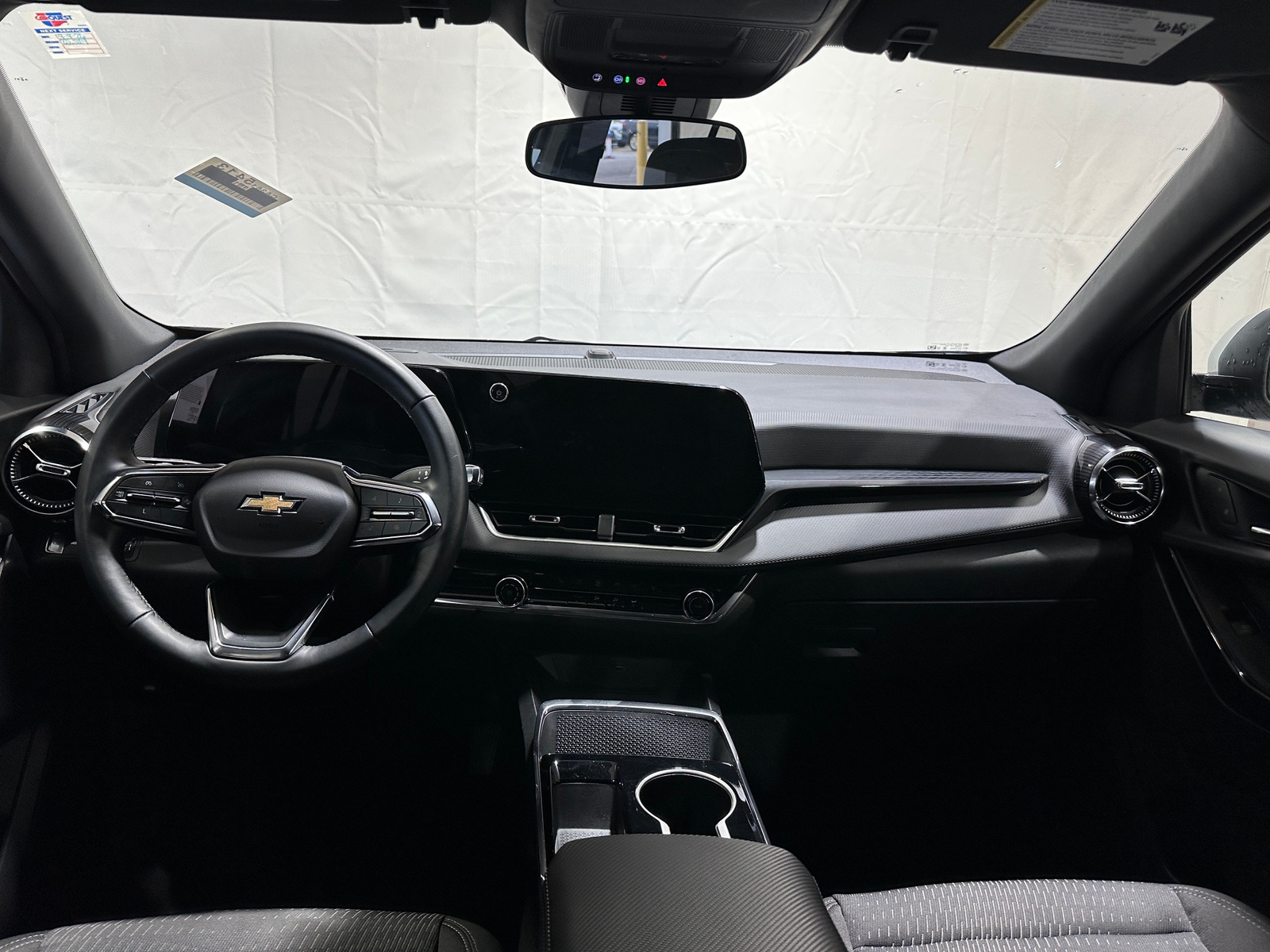 Thumbnail: 2025 Chevrolet Equinox - 3