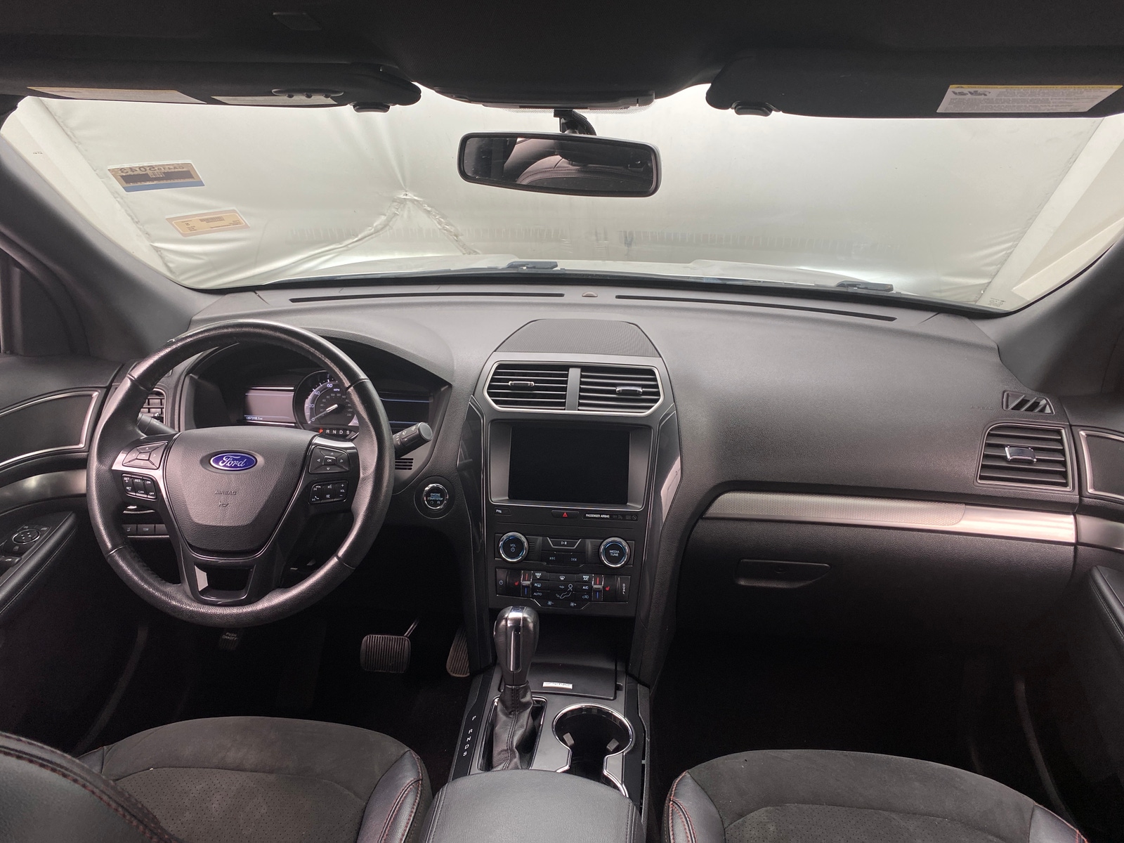 Thumbnail: 2019 Ford Explorer - 3