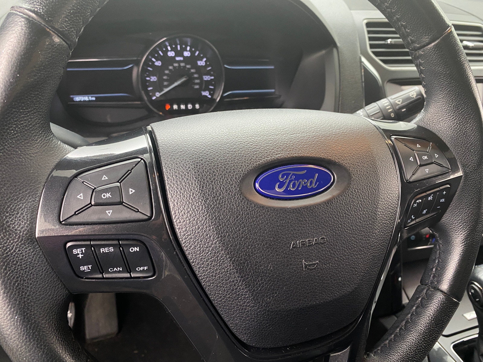 Thumbnail: 2019 Ford Explorer - 5