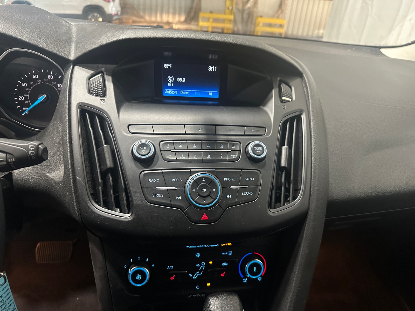 Thumbnail: 2018 Ford Focus - 4