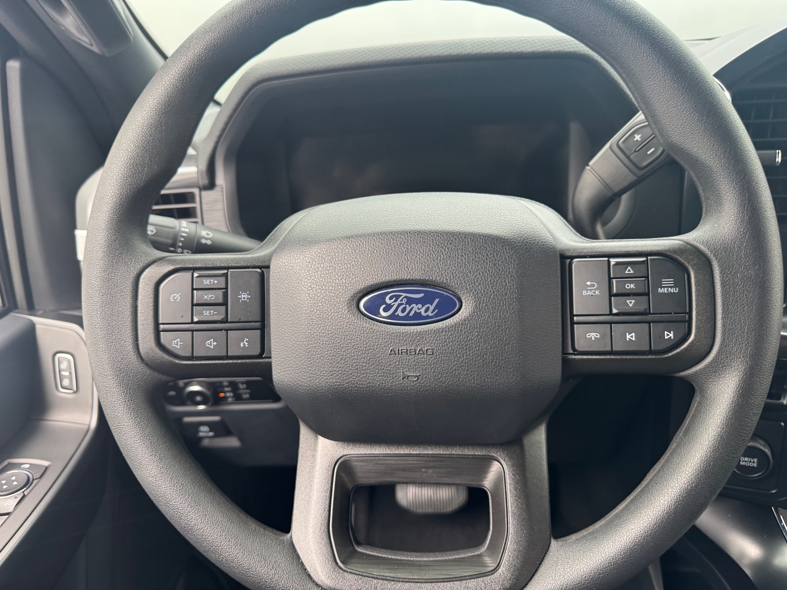 Thumbnail: 2025 Ford Econoline - 5