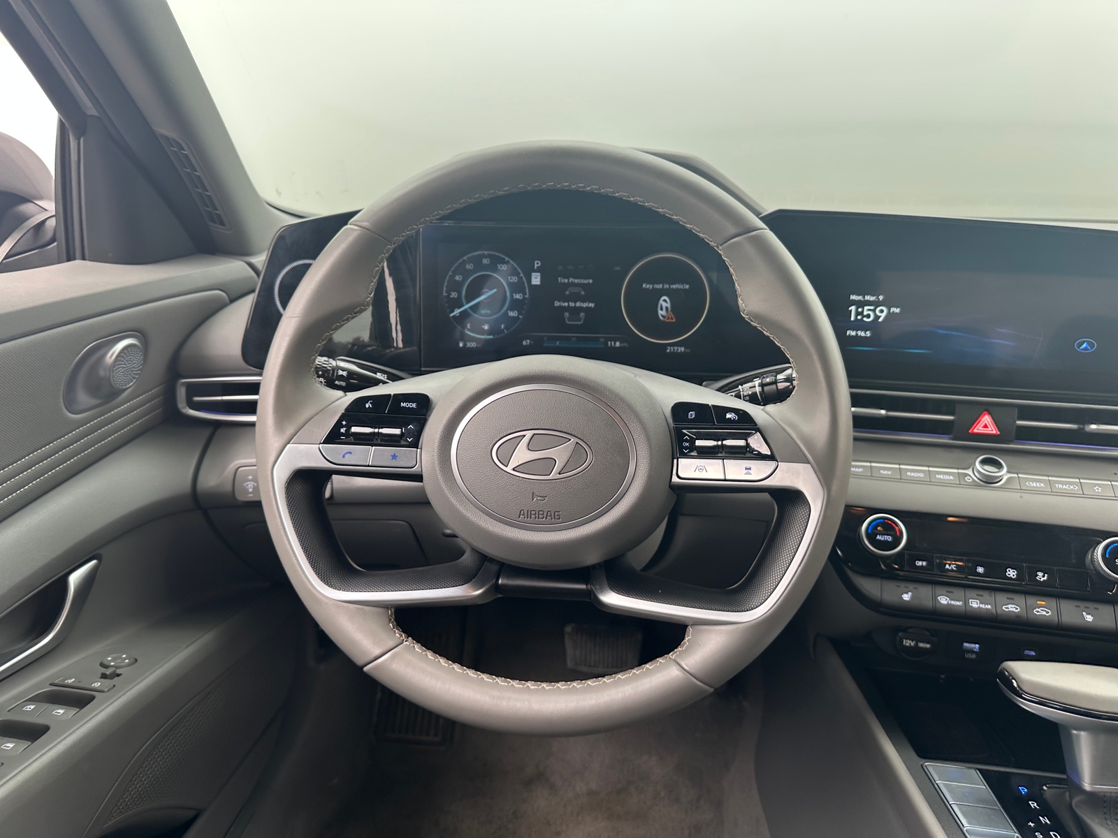 Thumbnail: 2025 Hyundai Elantra - 5