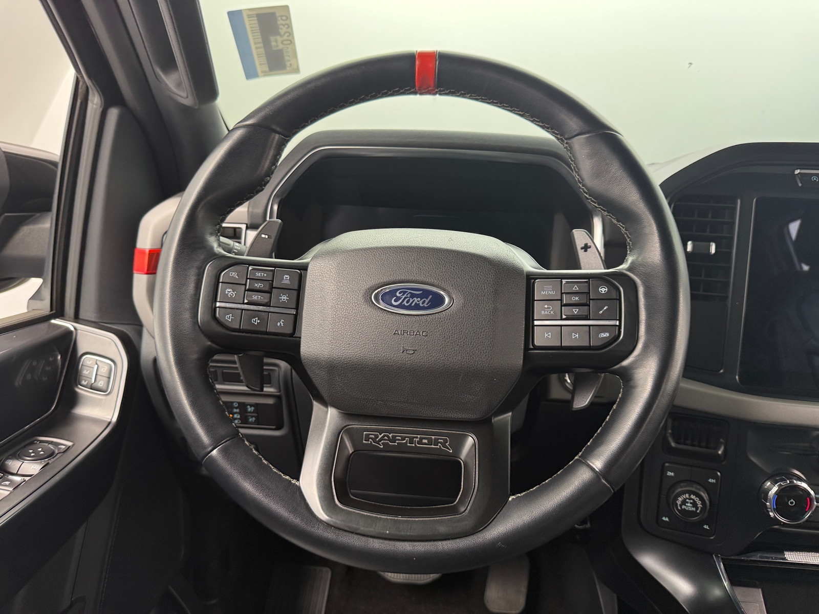 Thumbnail: 2022 Ford Econoline - 4