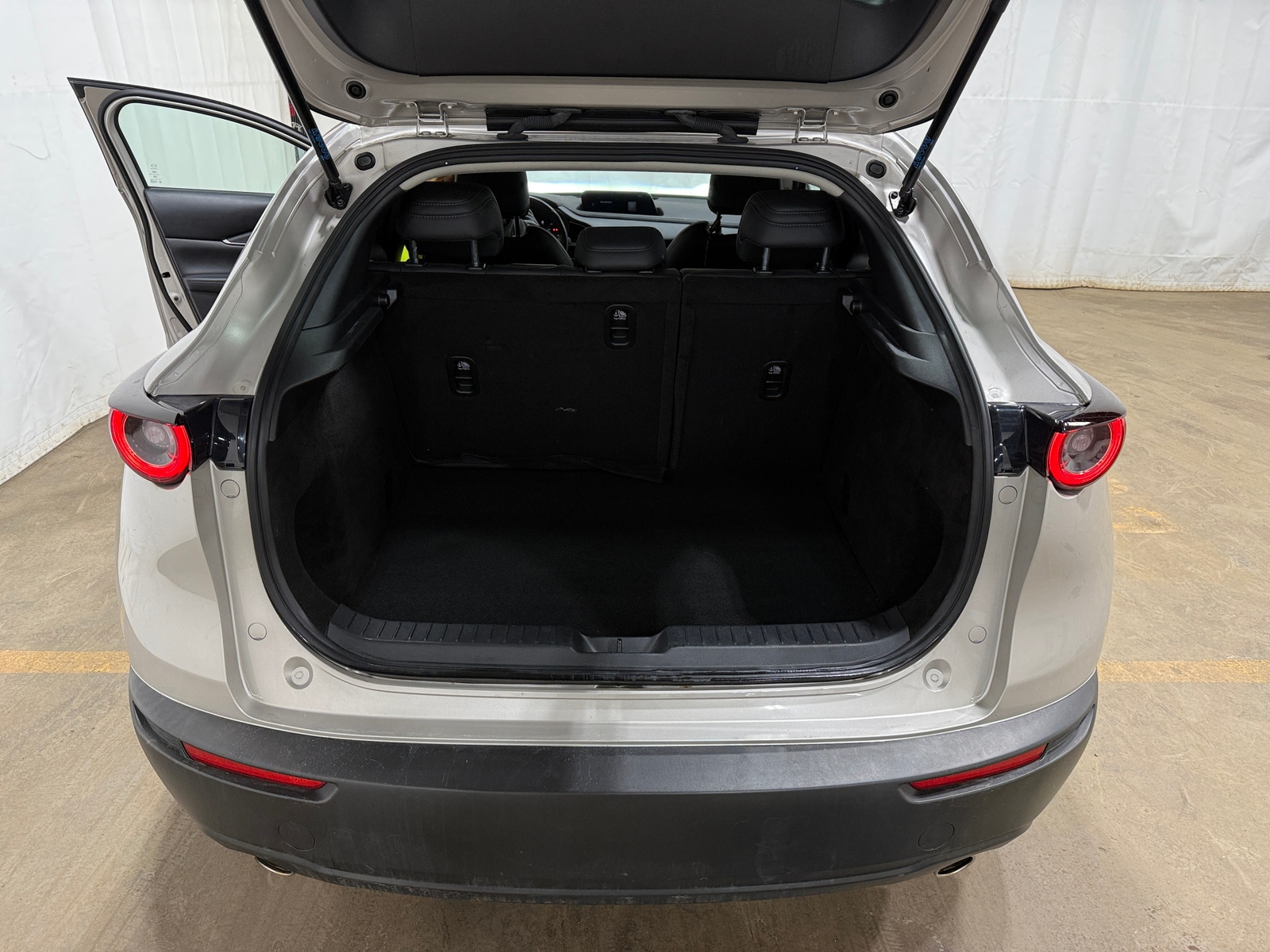 Thumbnail: 2023 Mazda CX-30 - 6