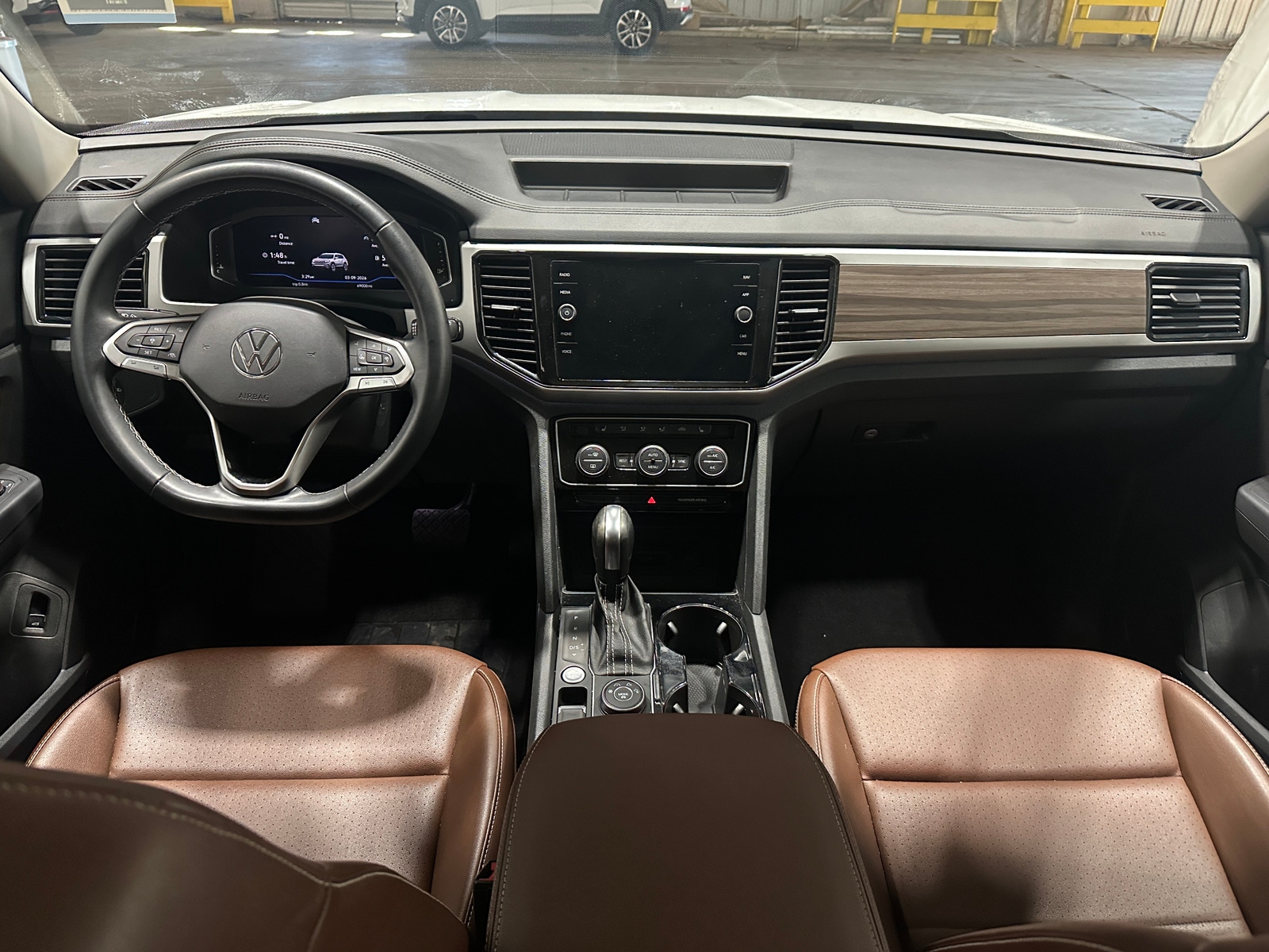 Thumbnail: 2021 Volkswagen Atlas - 2