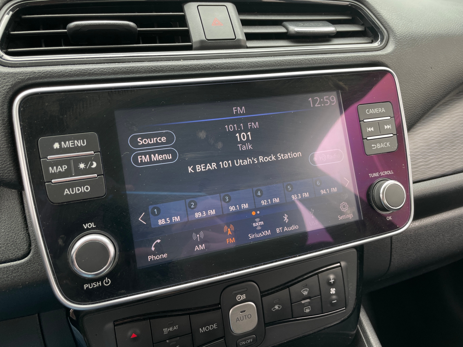 Thumbnail: 2019 Nissan Leaf - 4