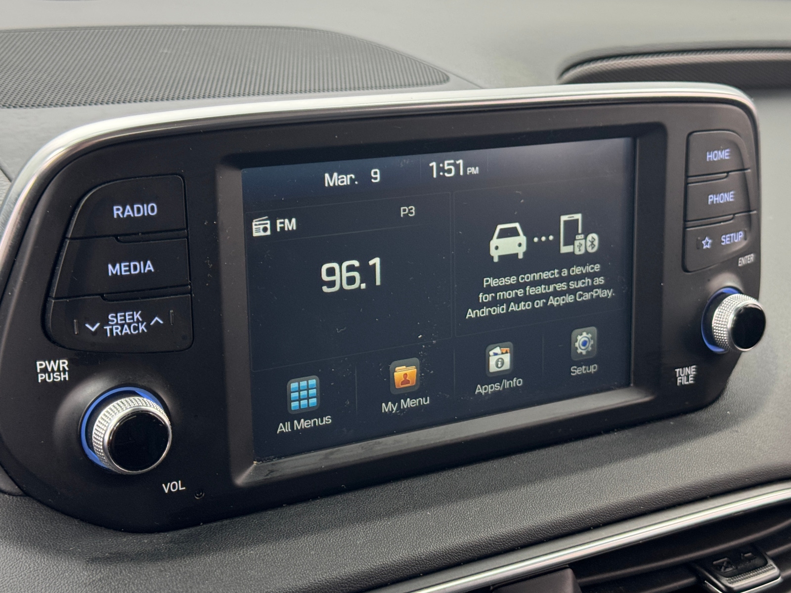 Thumbnail: 2019 Hyundai Santa Fe - 4