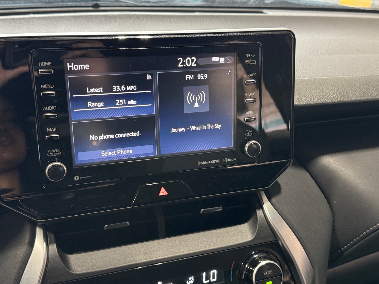 Thumbnail: 2022 Toyota Venza - 3