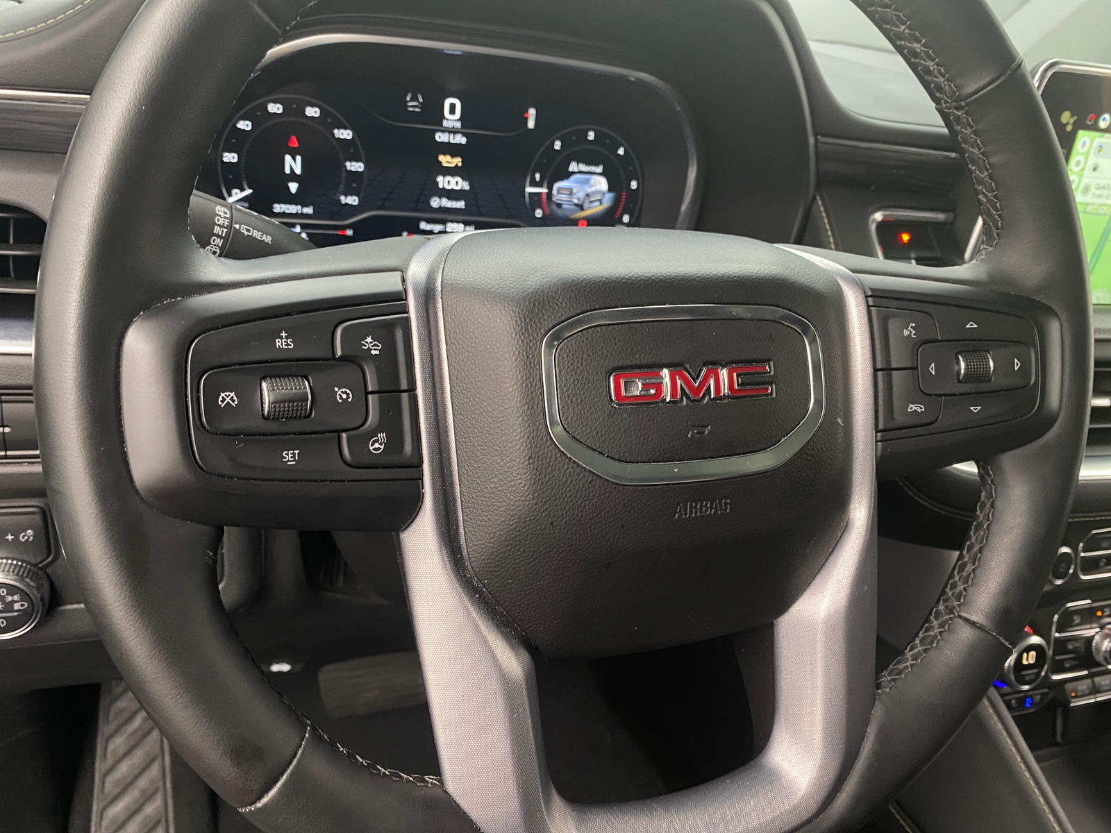 Thumbnail: 2023 GMC Yukon - 4