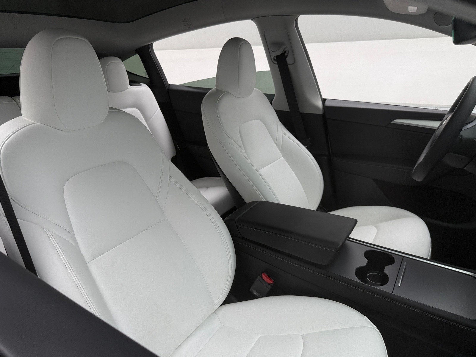 Thumbnail: 2025 Tesla Model Y - 2