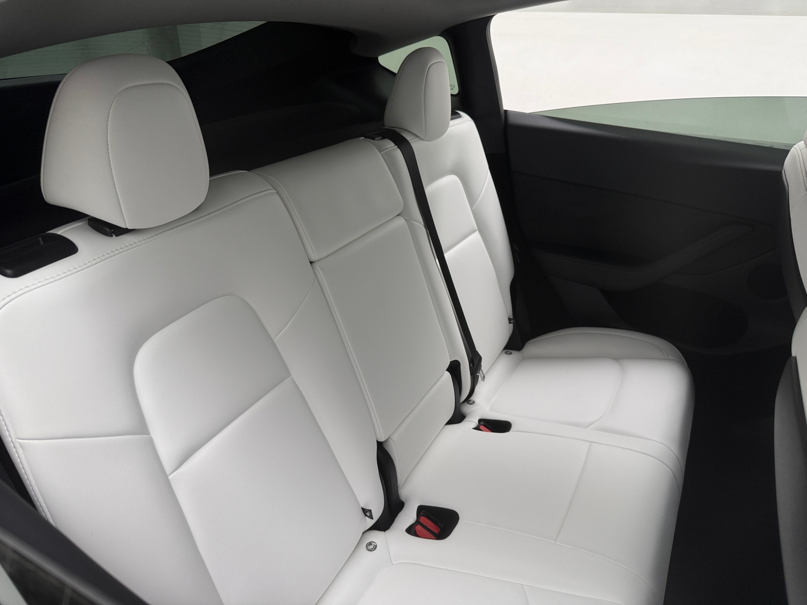 Thumbnail: 2025 Tesla Model Y - 4