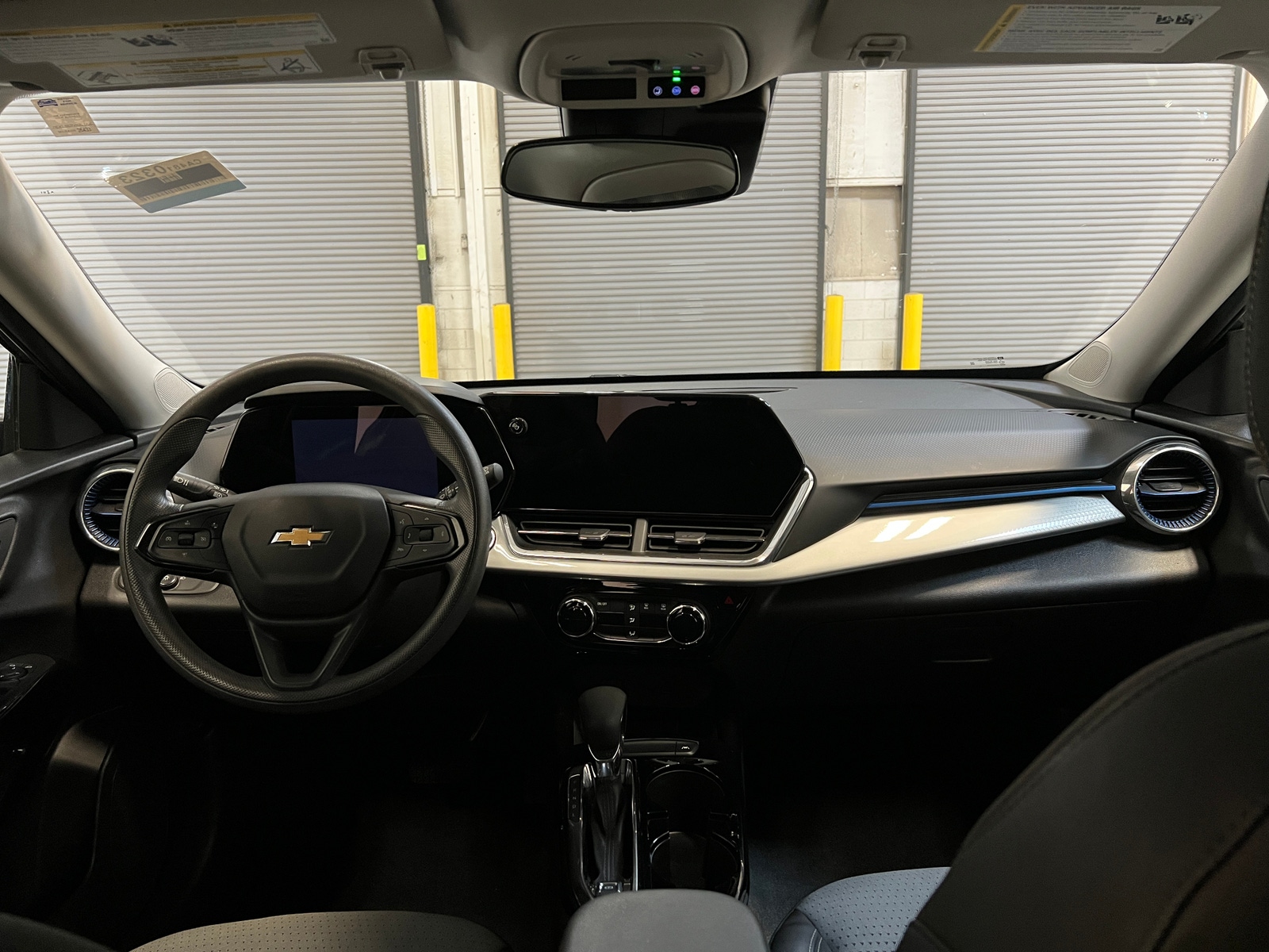 Thumbnail: 2025 Chevrolet Trax - 3