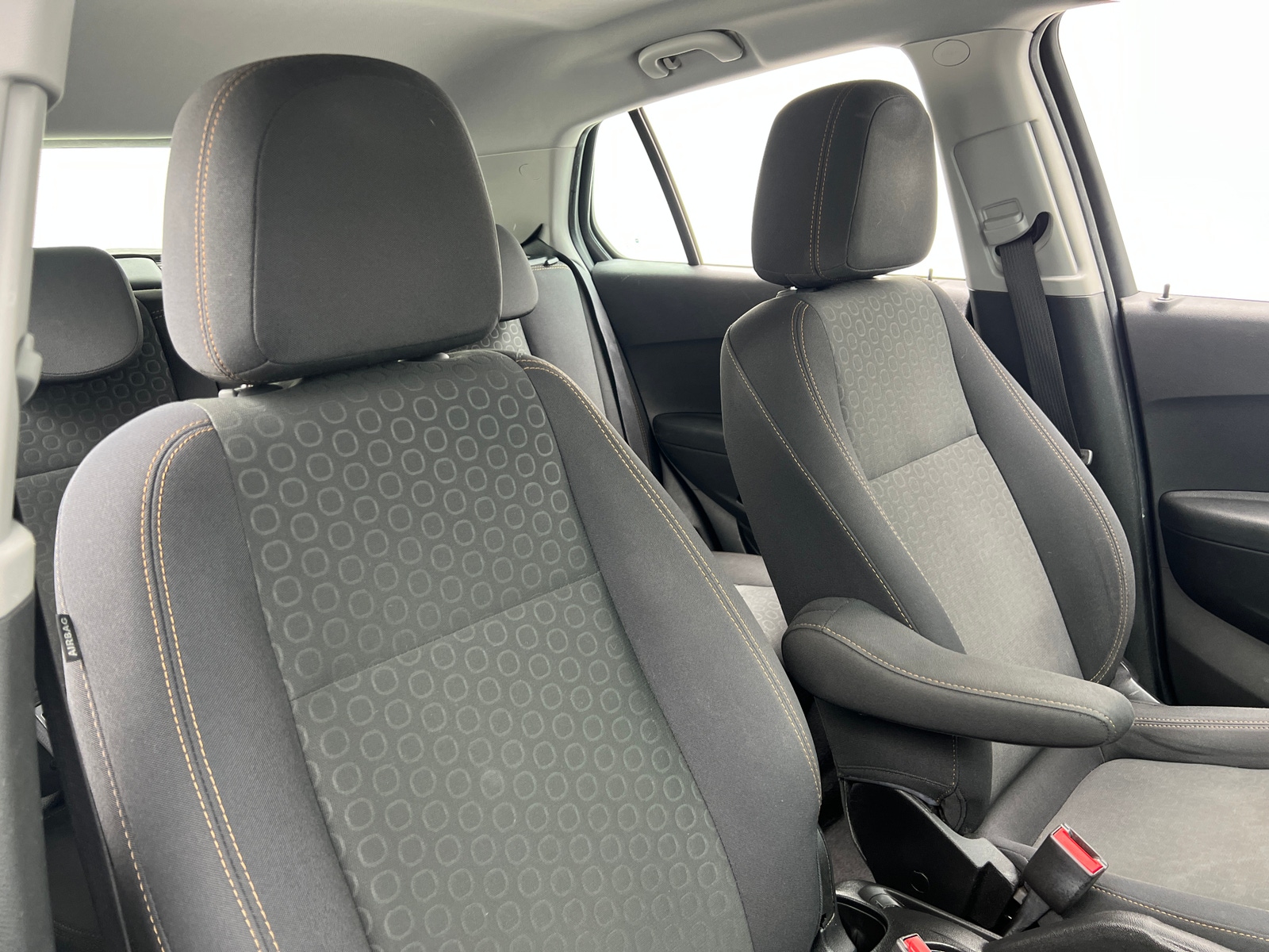 Thumbnail: 2019 Chevrolet Trax - 2