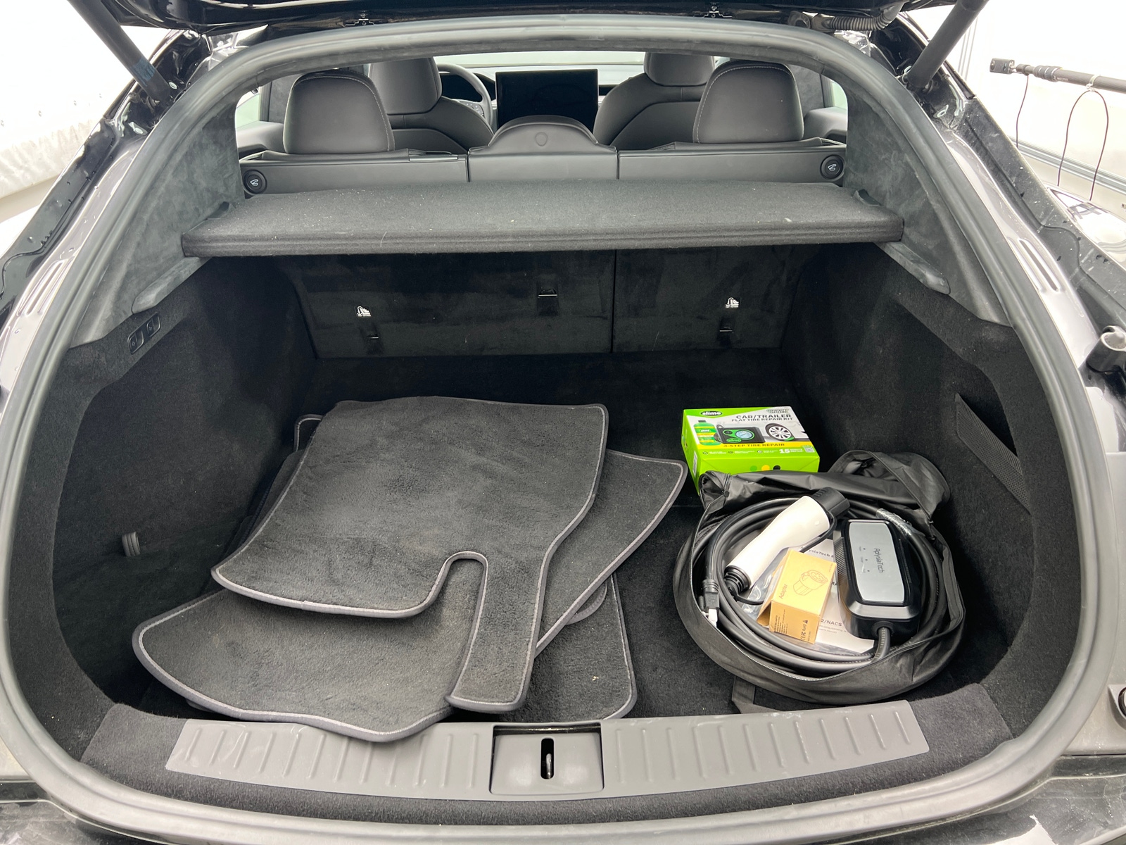 Thumbnail: 2022 Tesla Model S - 6