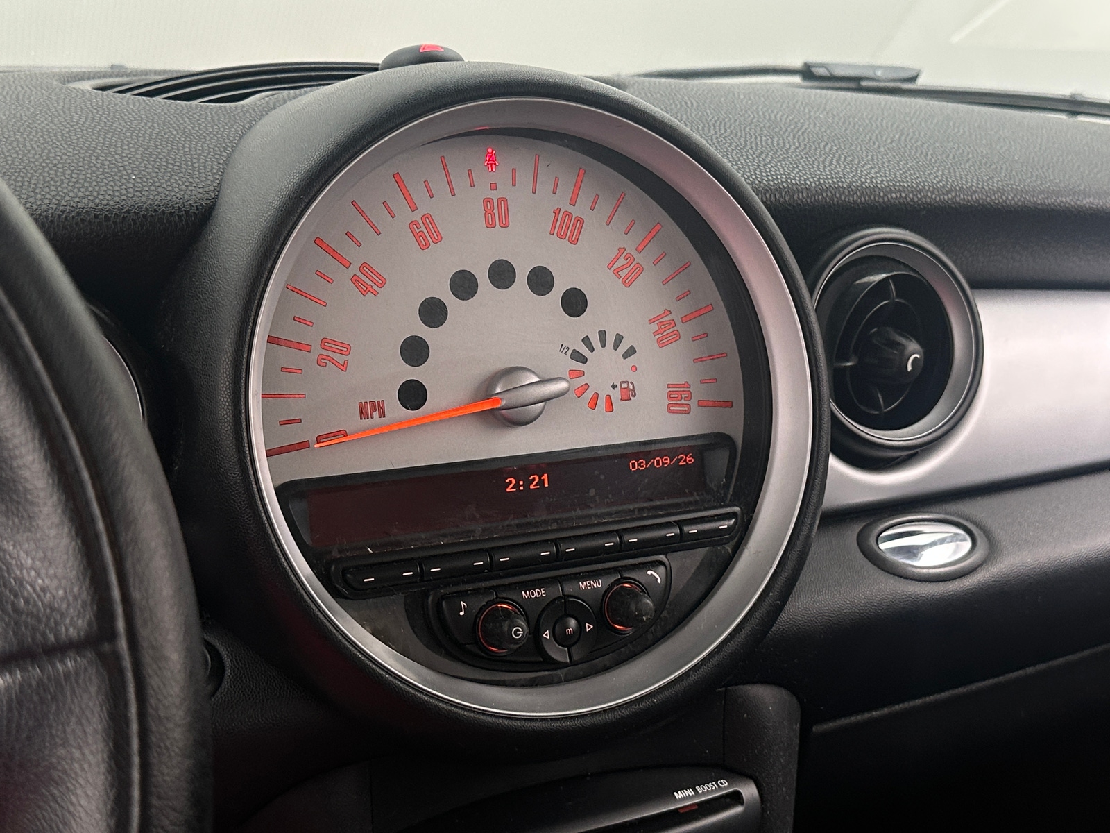 Thumbnail: 2013 MINI Cooper Clubman - 3