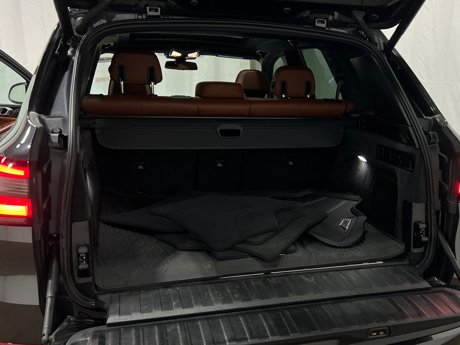 Thumbnail: 2022 BMW X5 - 6