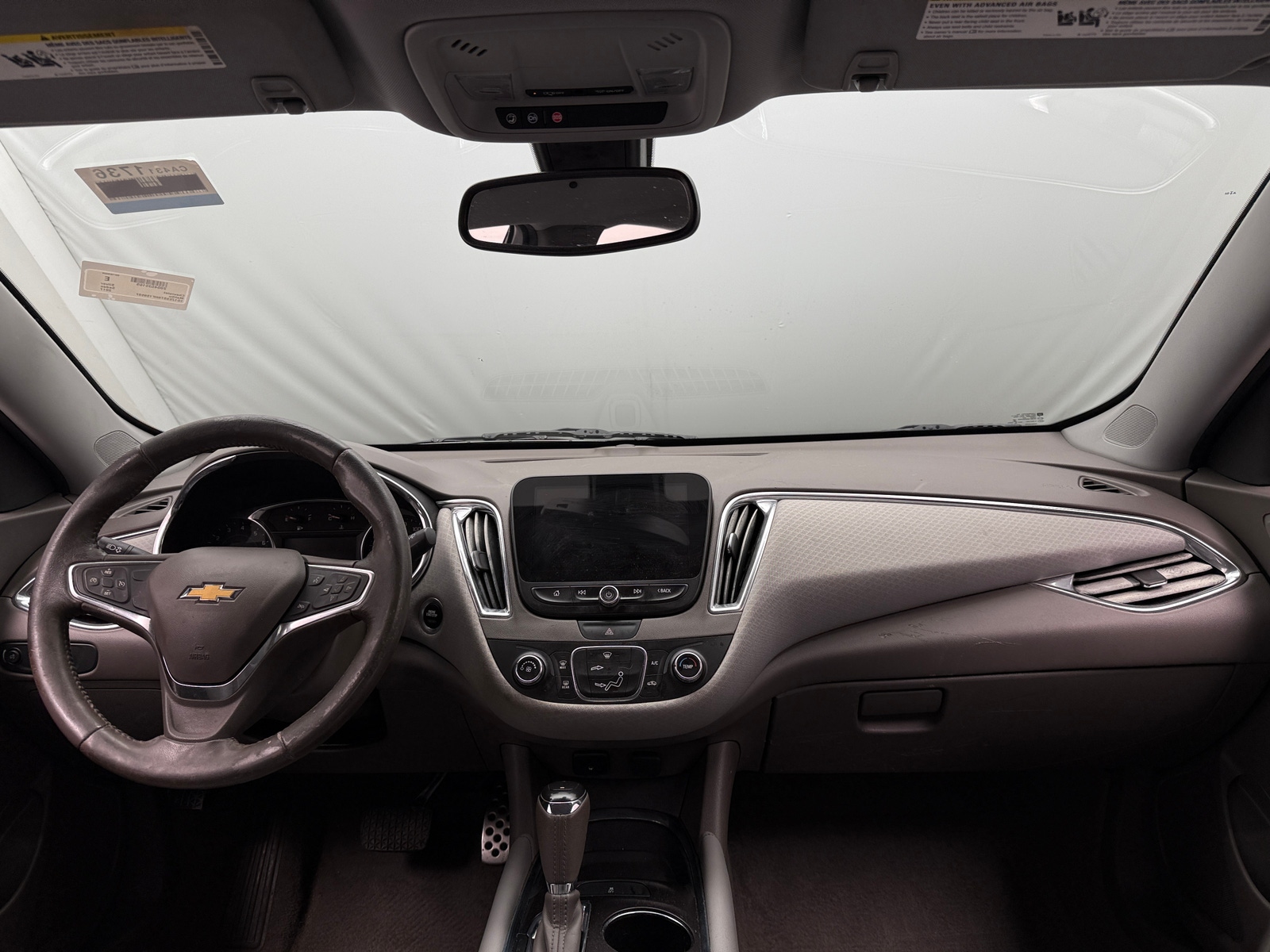 Thumbnail: 2017 Chevrolet Malibu - 3