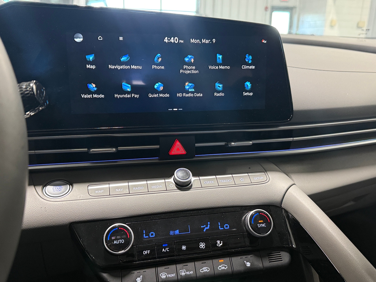 Thumbnail: 2025 Hyundai Elantra - 4